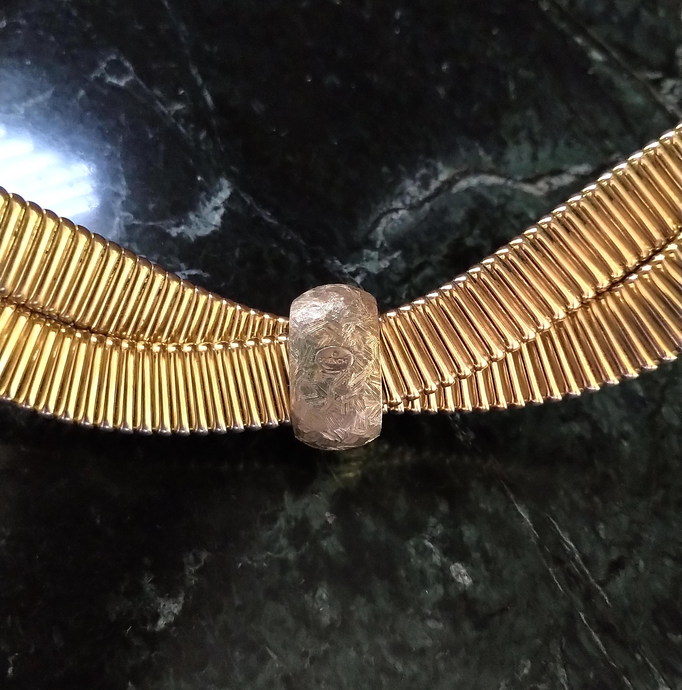 Vintage Givenchy 1980's Signed Gold Plated Crystal Strass Snake Choker Necklace In Good Condition For Sale In Ormond Beach, FL