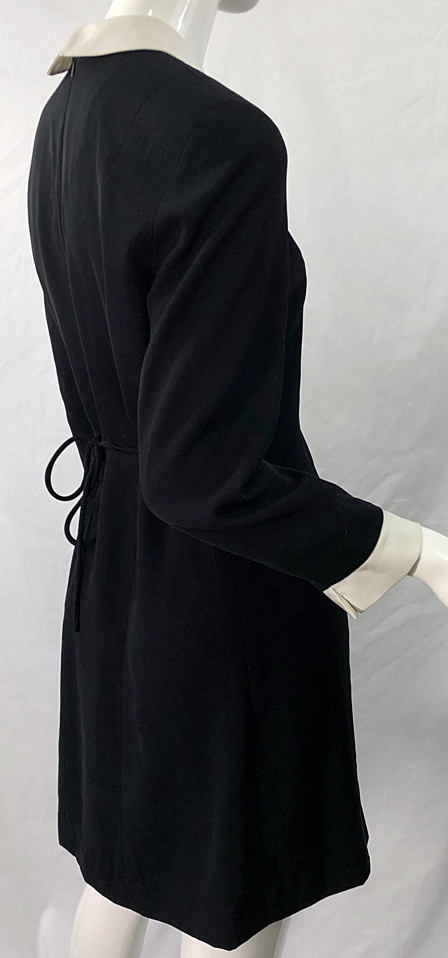 Mini robe vintage Givenchy à manches longues en strass noir et blanc (années 1990) en vente 6