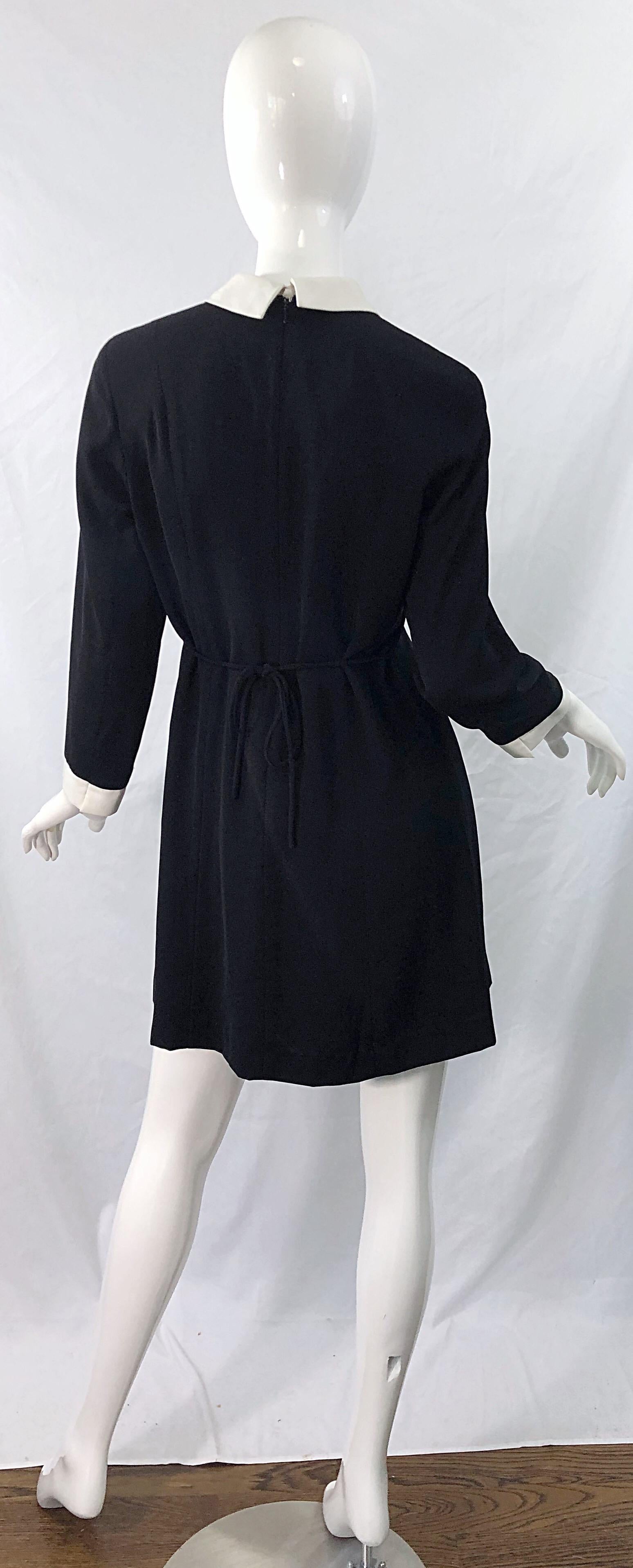 Mini robe vintage Givenchy à manches longues en strass noir et blanc (années 1990) en vente 8
