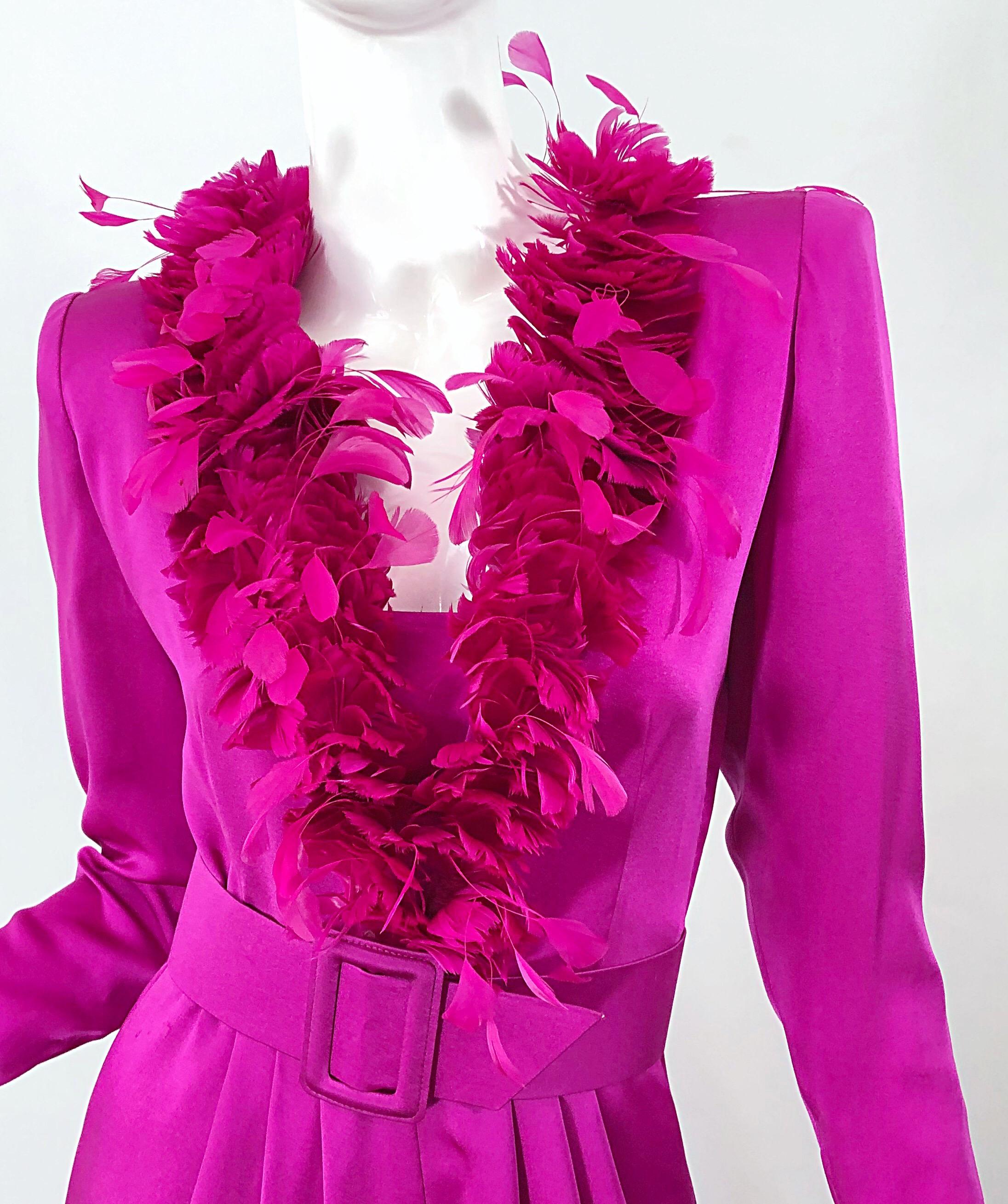 Givenchy Couture Hot Pink Fuchsia 1980er Jahre Federn Belted Langarm Kleid Damen im Angebot