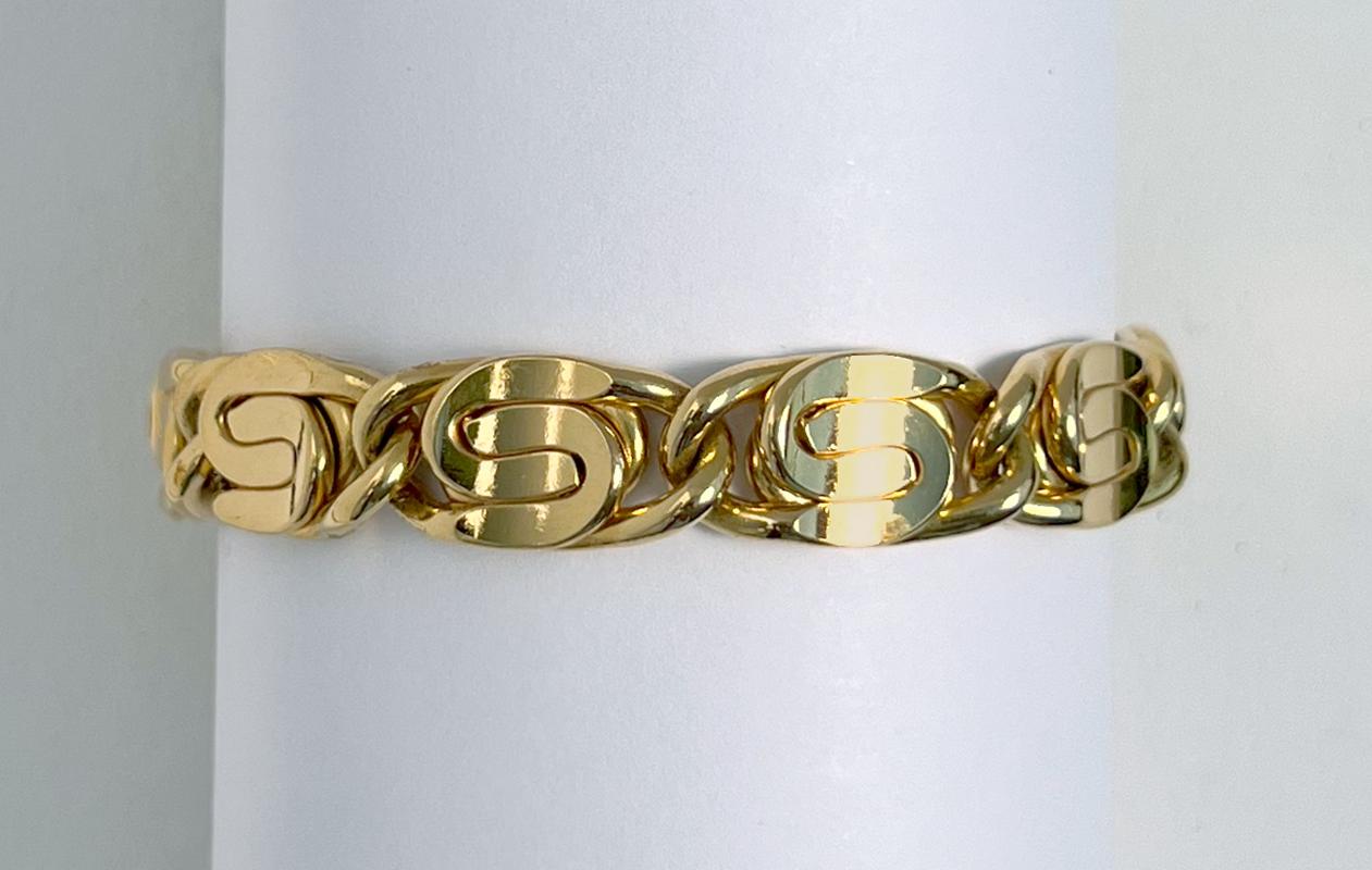 Vintage Givenchy Curvy Link Chain Bracelet, 1980s For Sale 2