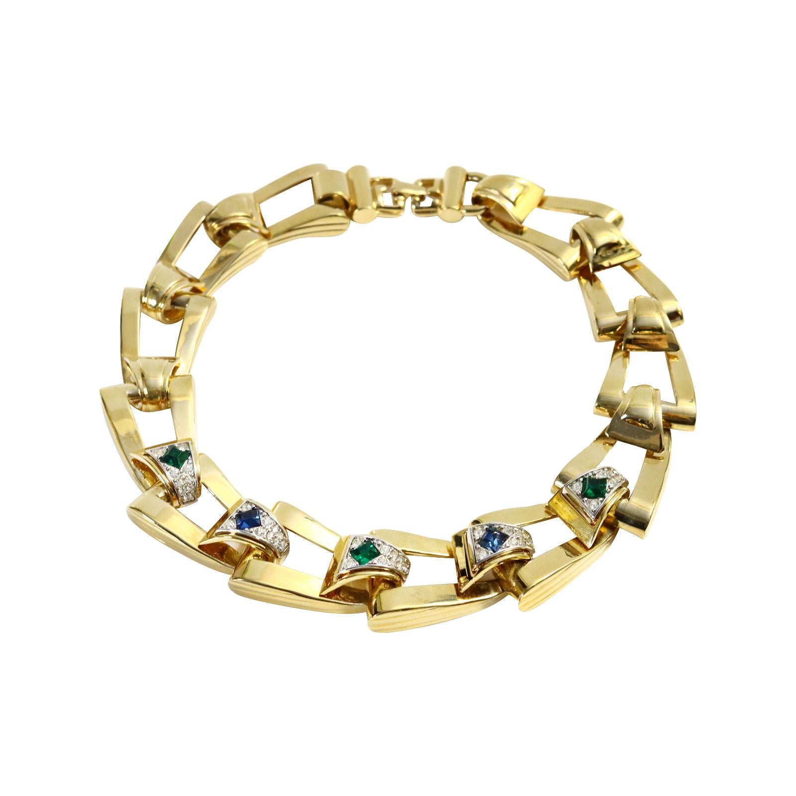 Vintage Givenchy Diamante and Gold Tone Link Necklace Circa 1980 en vente 3