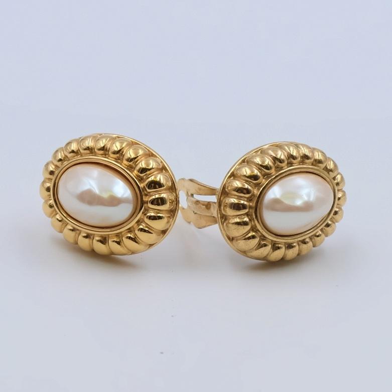 vintage givenchy clip earrings