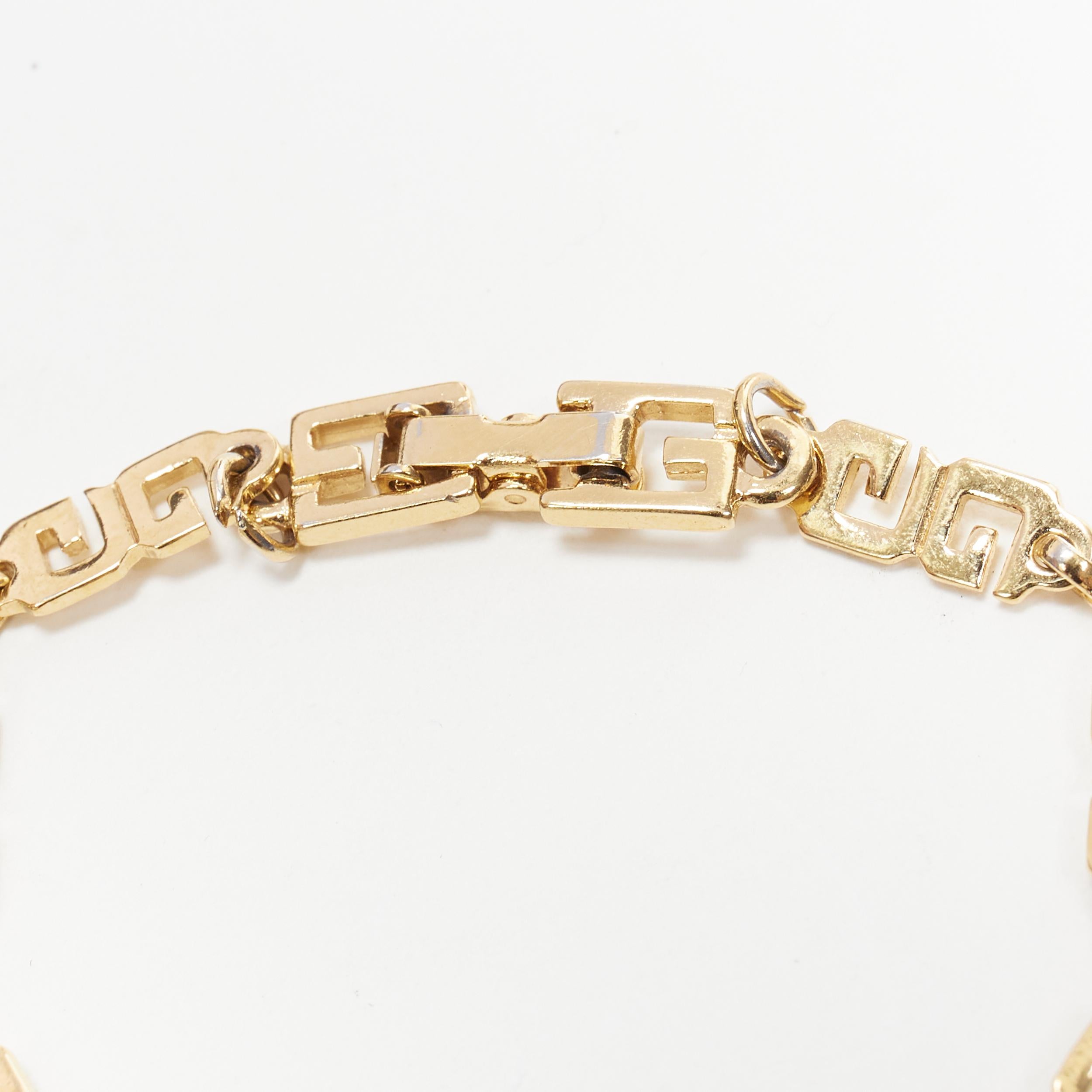 vintage GIVENCHY GG logo chain link gold bracelet In Good Condition In Hong Kong, NT