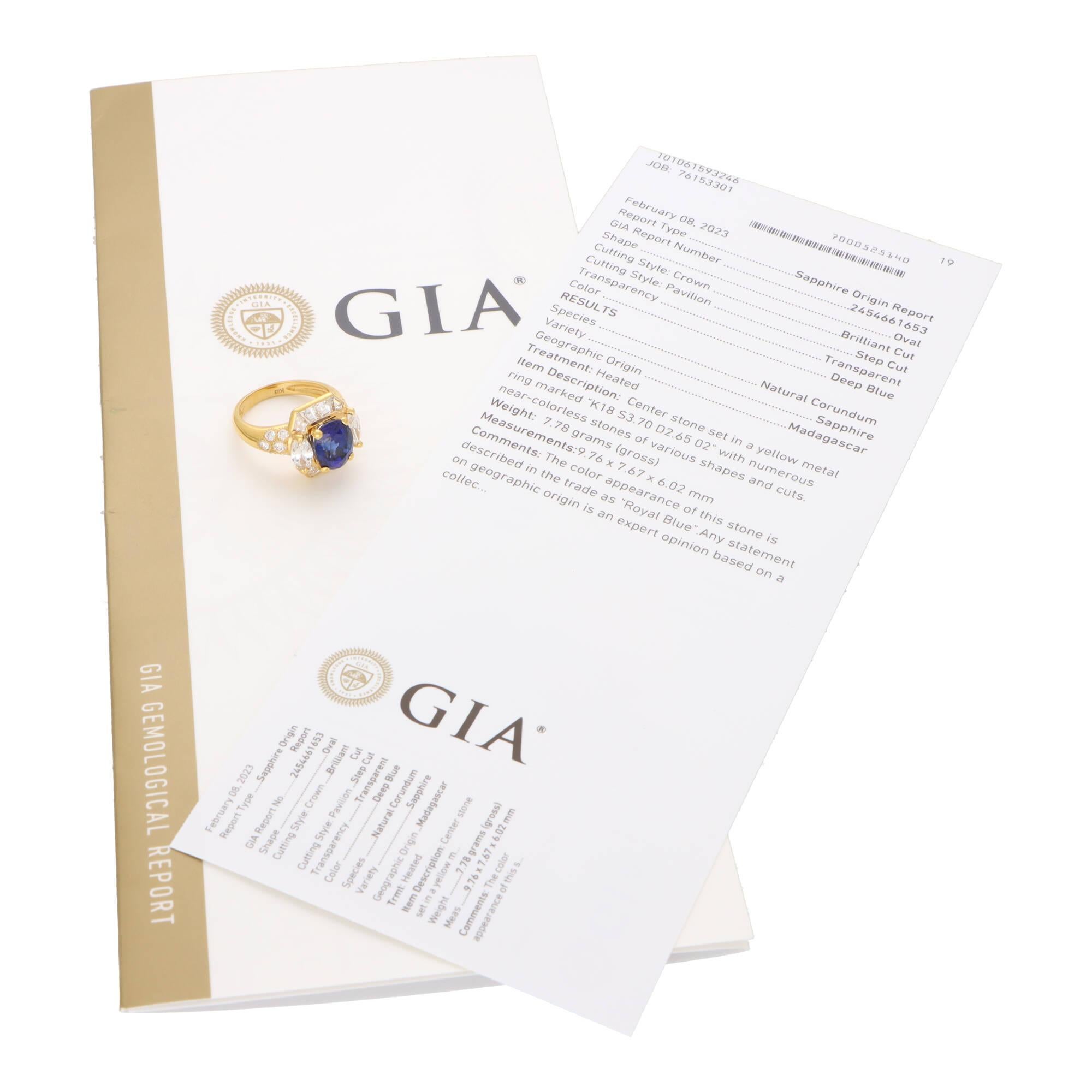 Givenchy, bague grappe en or jaune avec saphirs et diamants certifiés GIA Unisexe en vente