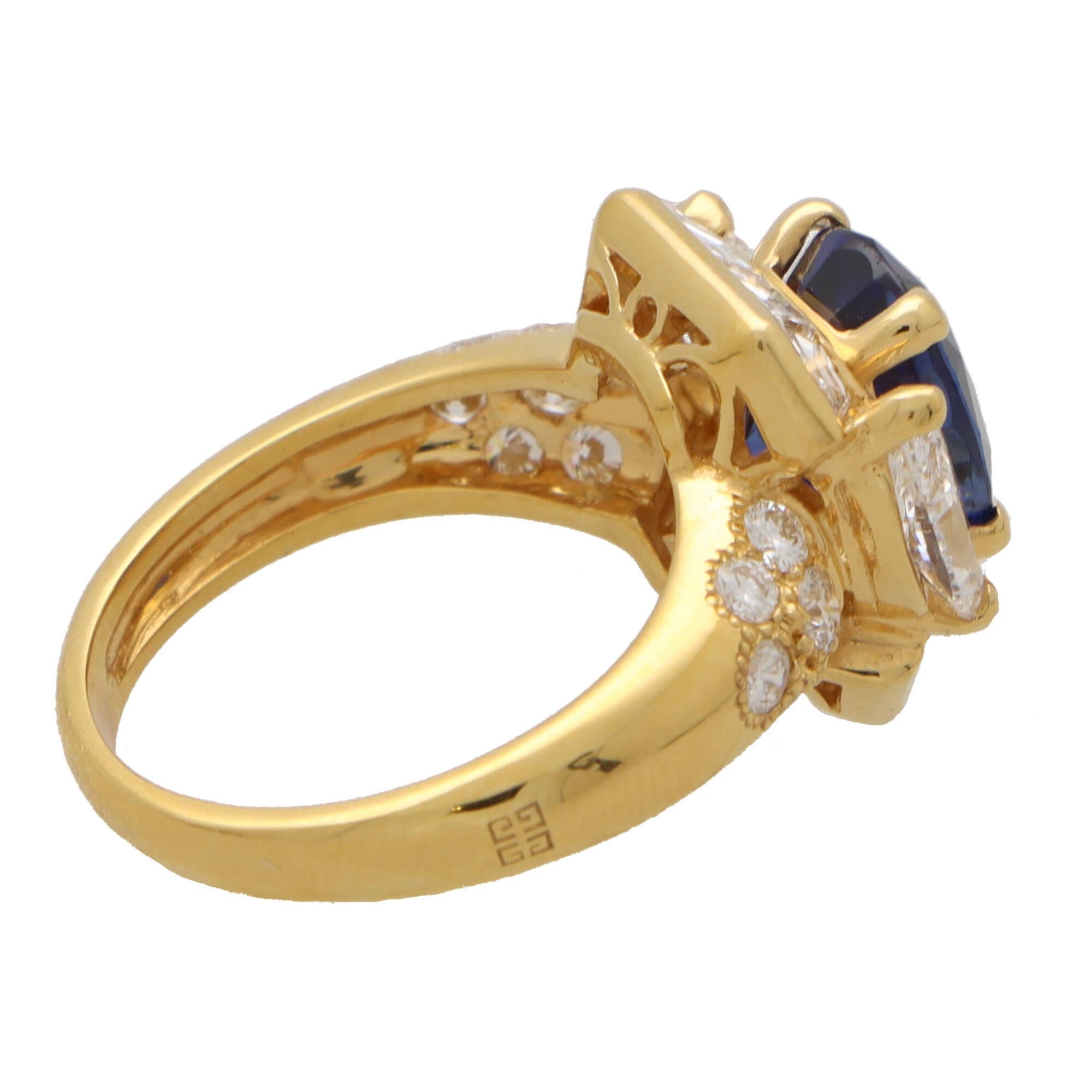 Vintage Givenchy GIA Certified Sapphire and Diamond Cluster Ring in Yellow Gold For Sale 1