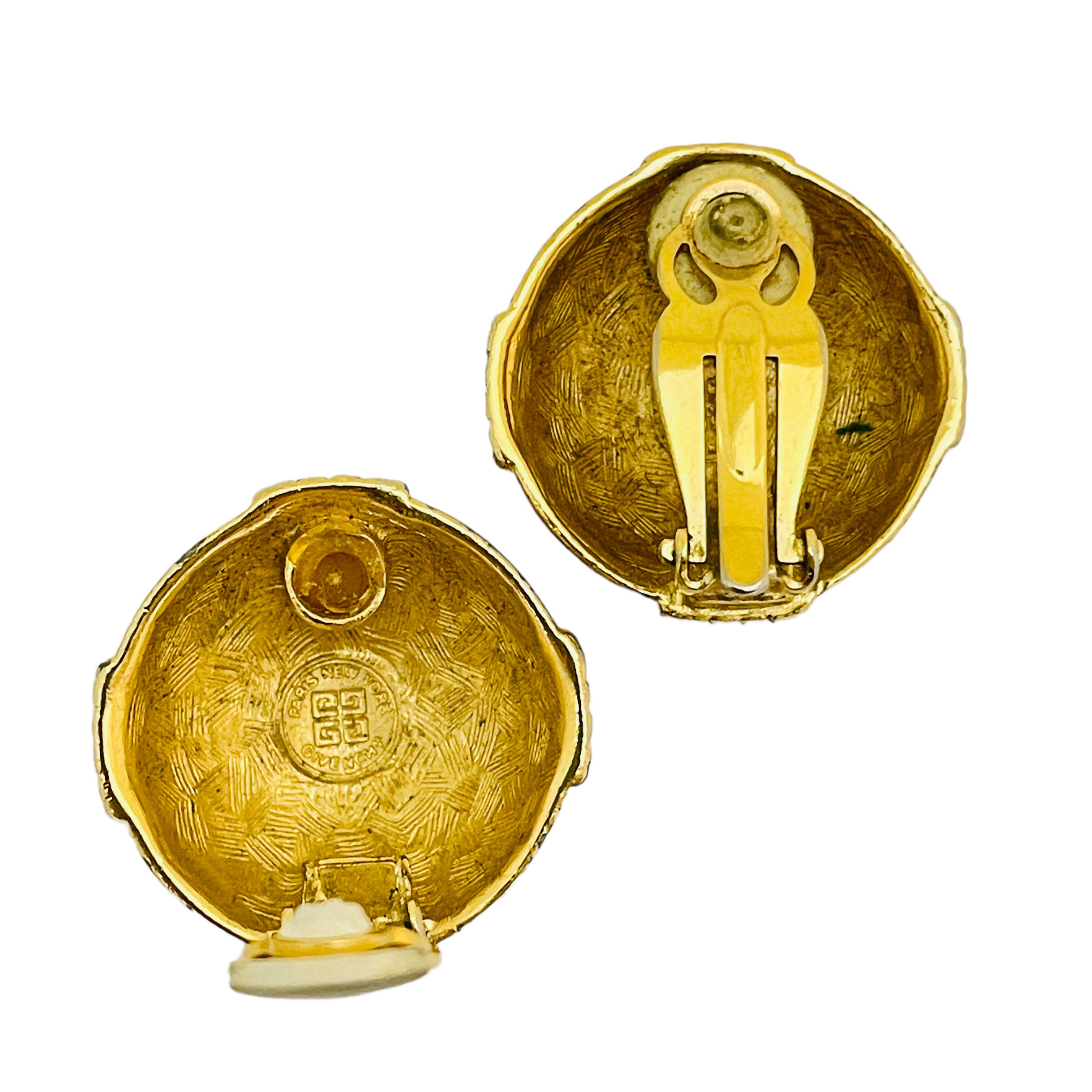 Vintage GIVENCHY Gold-Designer-Laufsteg-Ohrclips im Zustand „Gut“ im Angebot in Palos Hills, IL