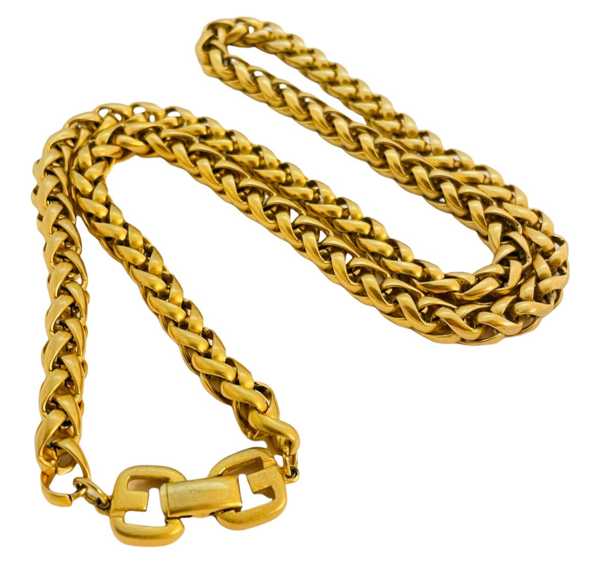 givenchy gold chain
