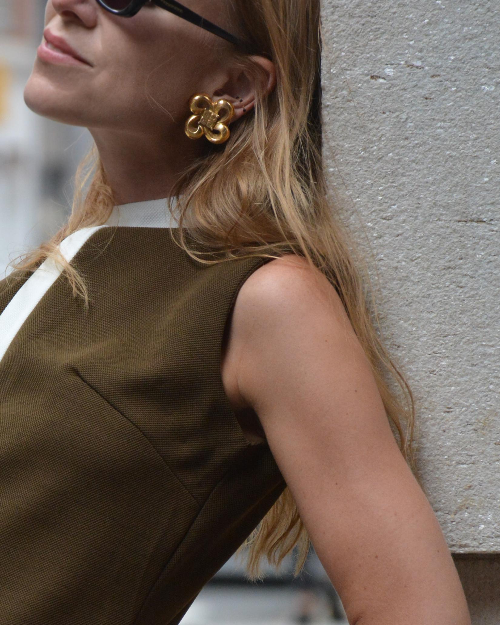Women's Vintage Givenchy Gold Logo Bow Earrings For Sale