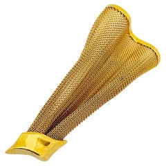 Designer-Laufstegbrosche von GIVENCHY aus goldenem Netz