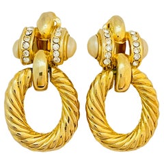 Boucles d'oreilles clip GIVENCHY or, perle, cristal, créateur de mode