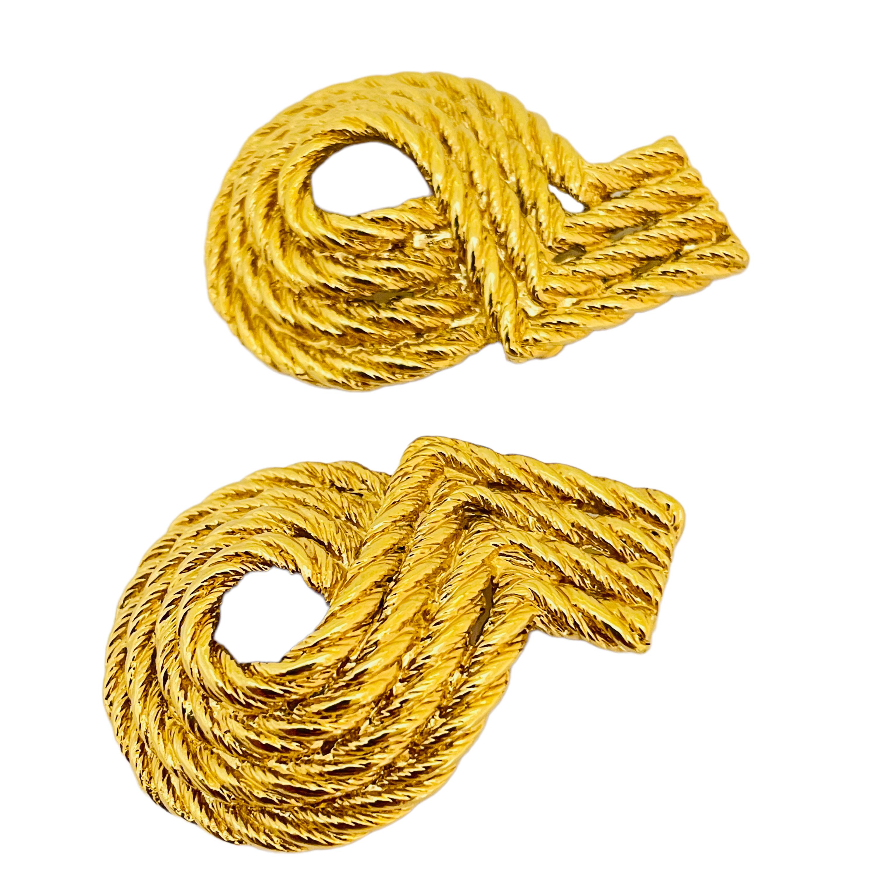 Women's or Men's Vintage GIVENCHY gold rope designer runway clip on earrings For Sale