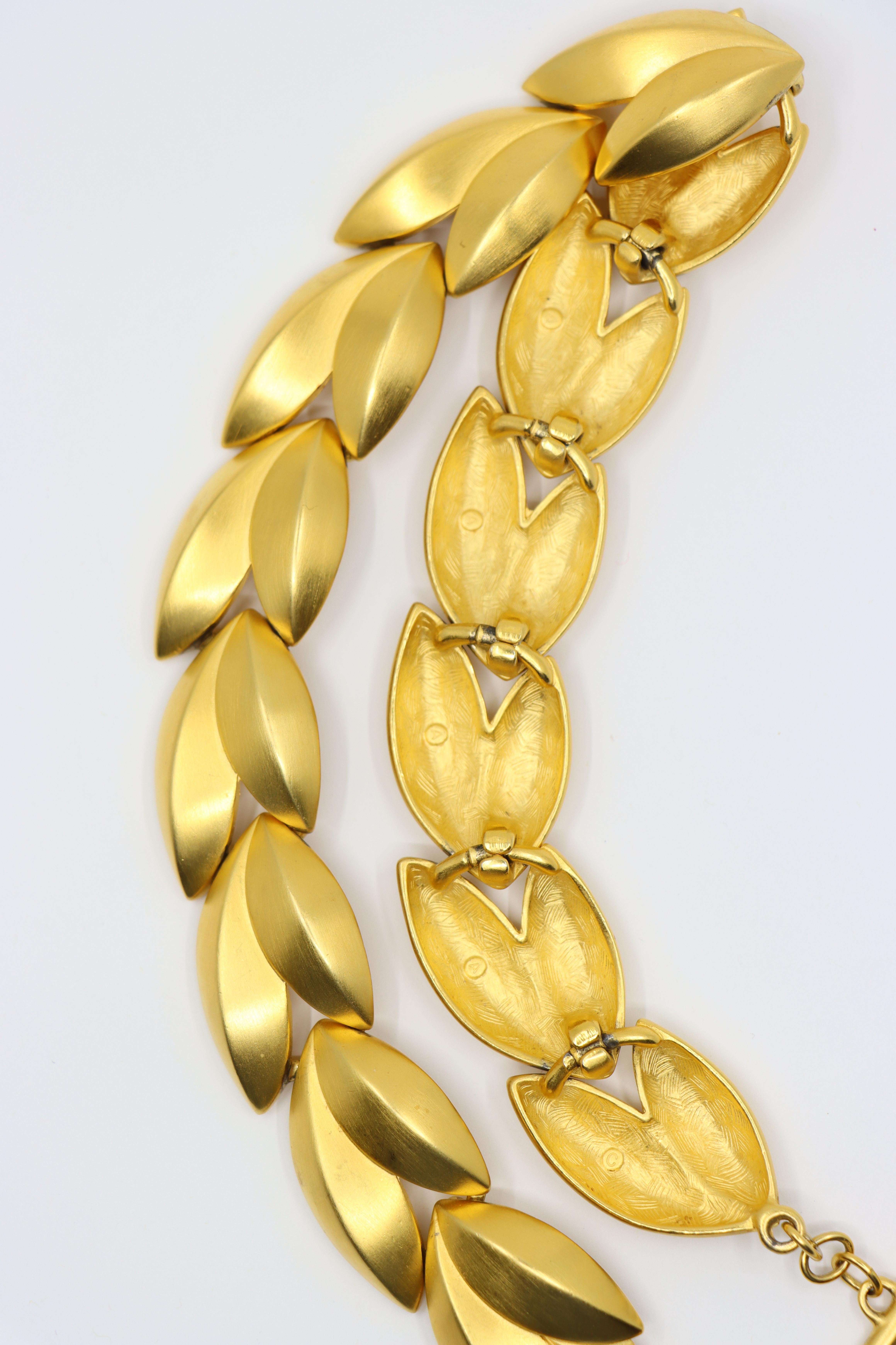 Collar Vintage Givenchy Hoja Tono Oro 8