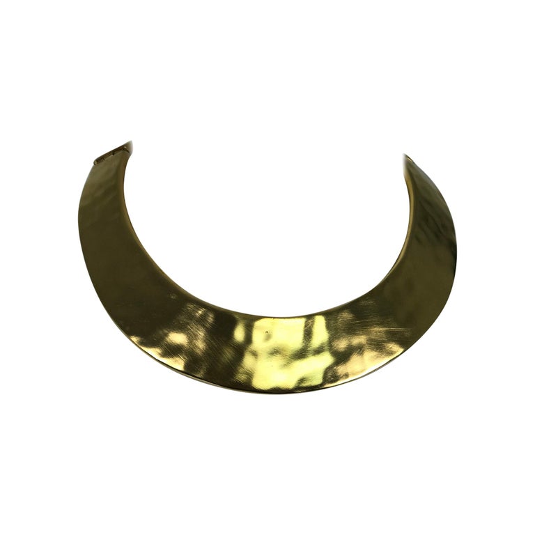 Vintage Givenchy Hammered Gold Metal Collar Necklace For ... (768 x 768 Pixel)