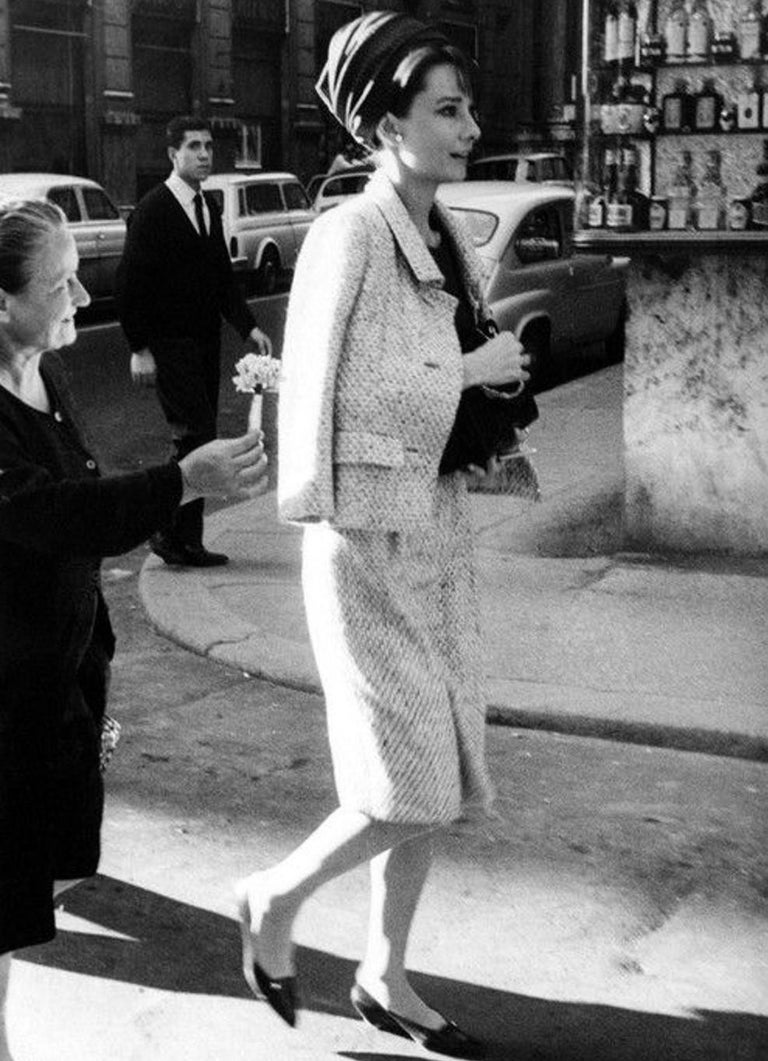 SCHLUSSVERKAUF Givenchy Haute Couture Tweed-Jacke im Audrey Hepburn-Stil,  um 1958 im Angebot bei 1stDibs