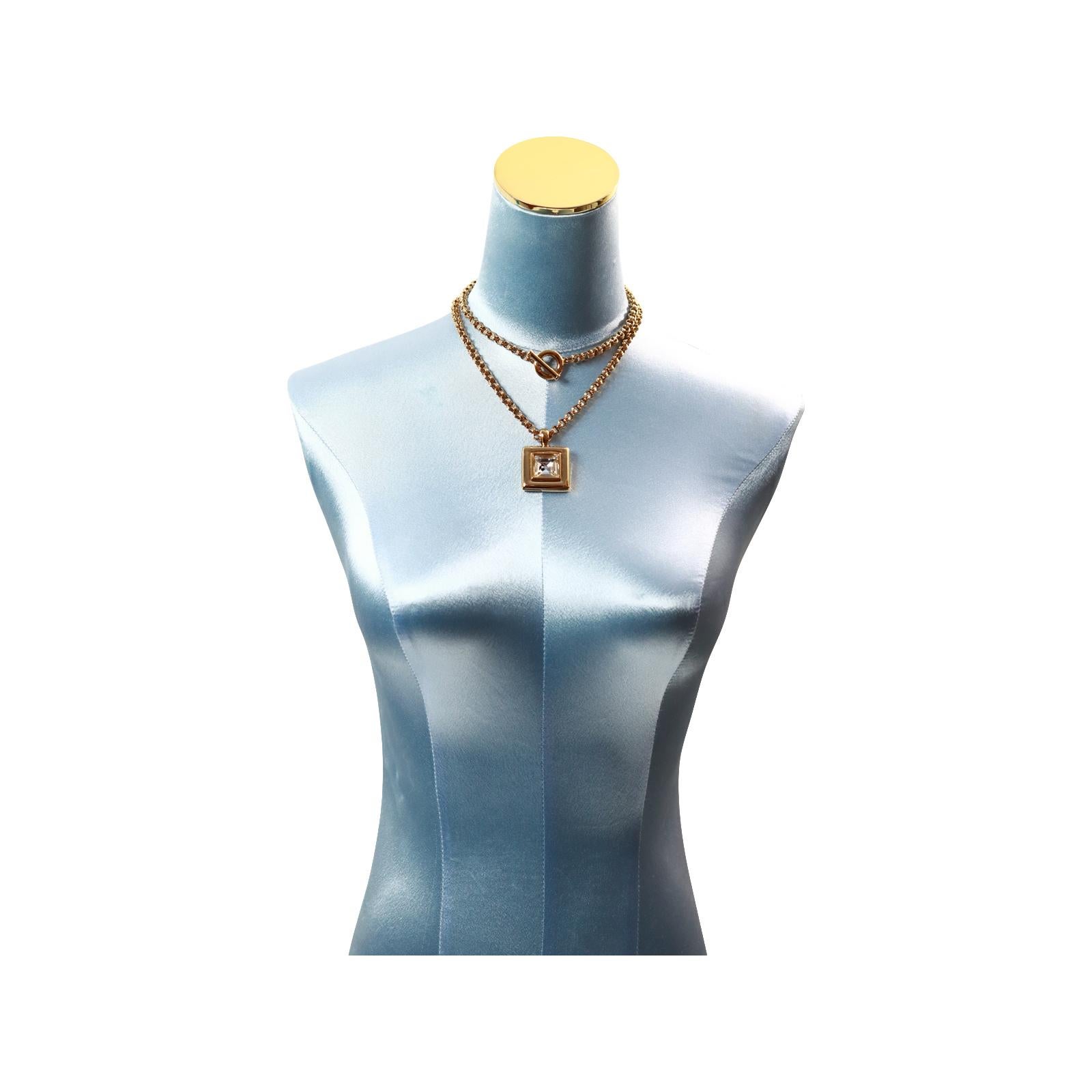 Vintage Givenchy Chaîne à maillons avec pendentifs Circa 1980 en vente 4