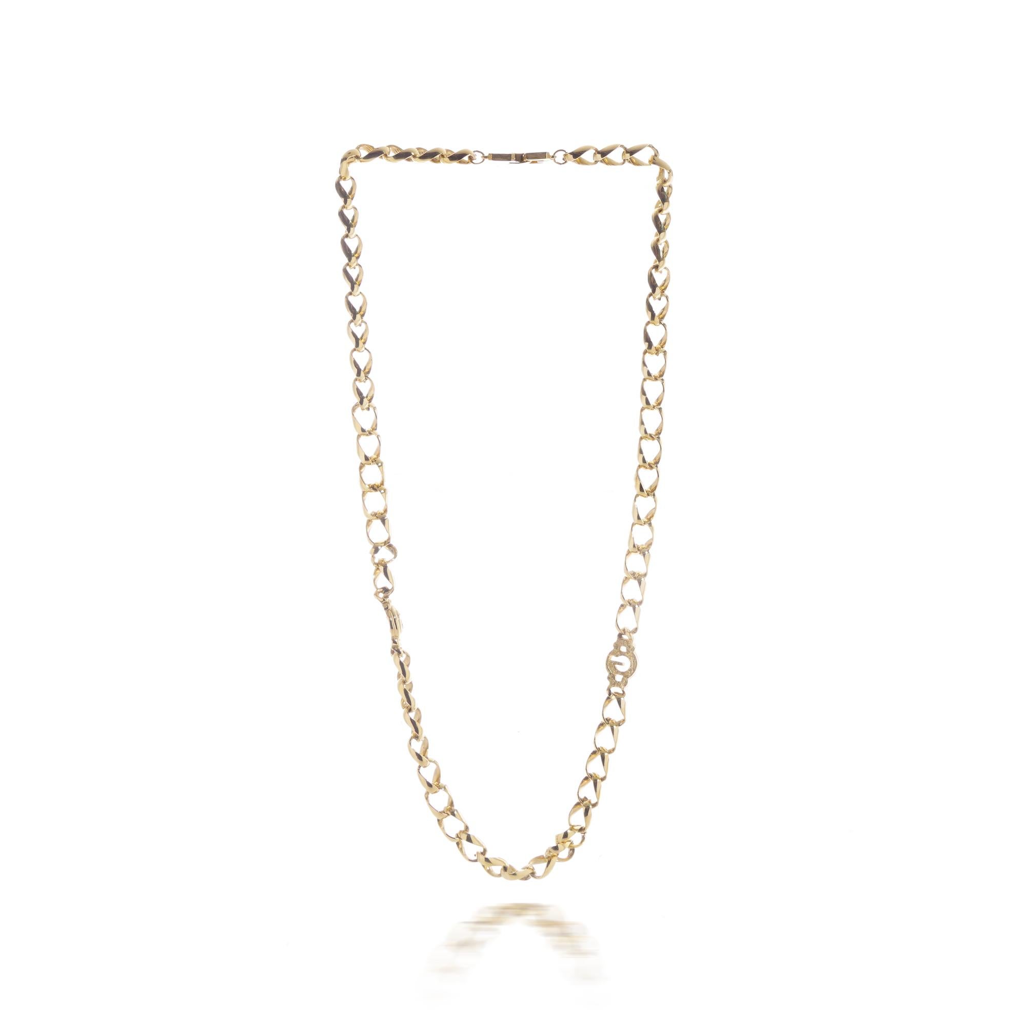 Vintage Givenchy long link chain necklace. 
Made in Circa 1990's 

Dimensions:
Weight: 58.2 grams
Length x width: 61 x 1 cm

Condition: Pre-owned, very good condition overall. 