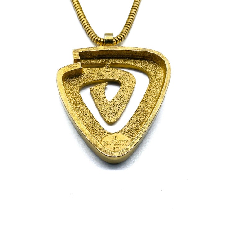 Women's Vintage Givenchy Necklace 1970s - 1976 Collection