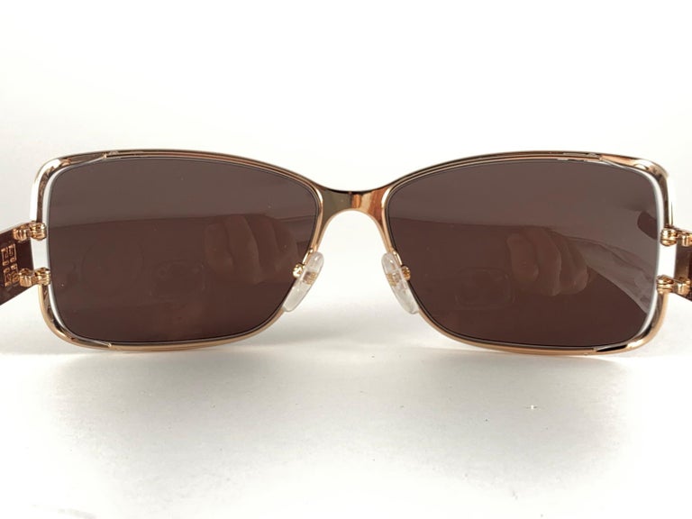 Vintage Givenchy Paris Gold and Tortoise Frame 2000 display picture 1