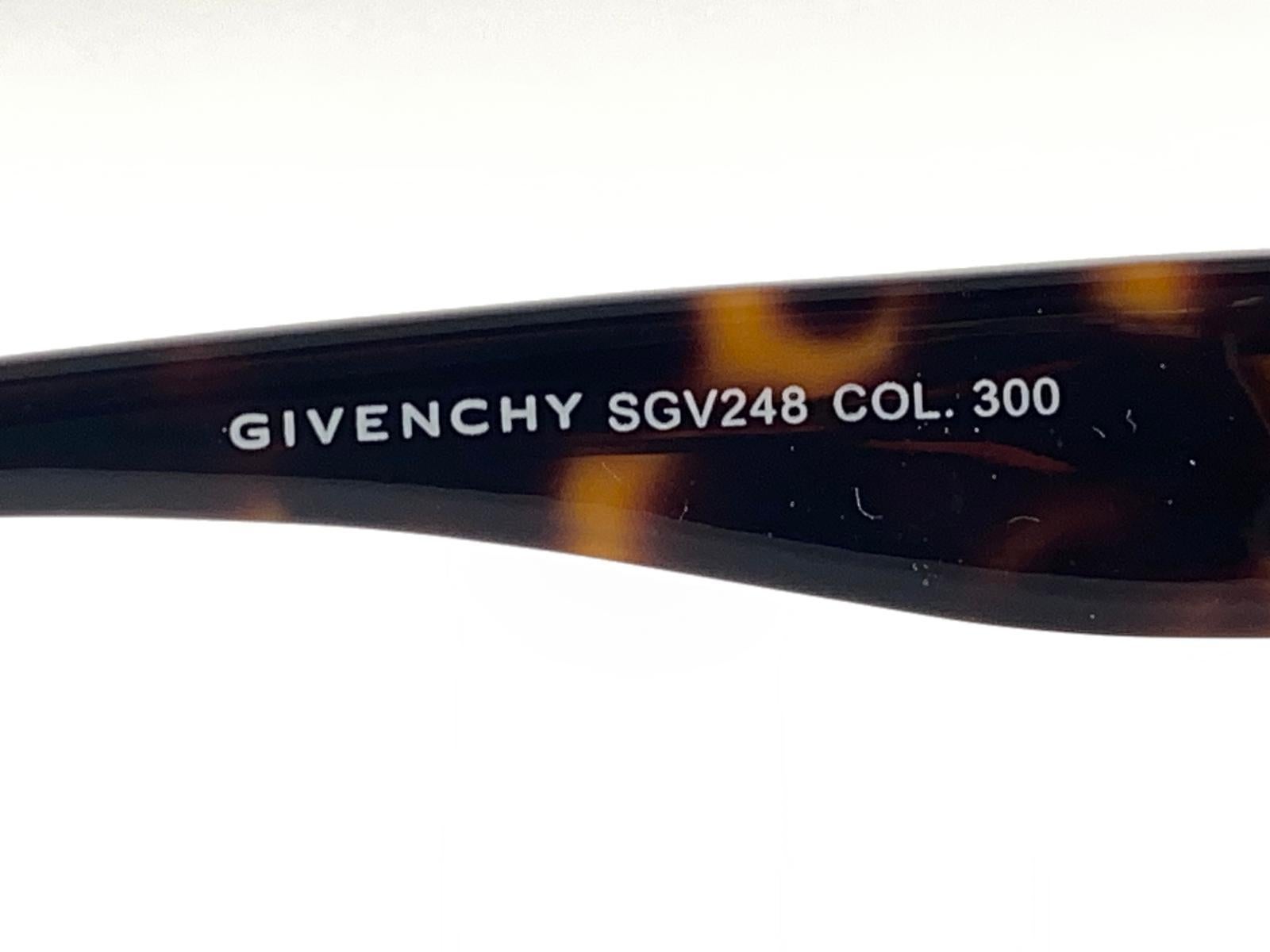 Vintage Givenchy Paris Gold- und Schildpatt-Rahmen 2000er Jahre  Sonnenbrille im Angebot 1