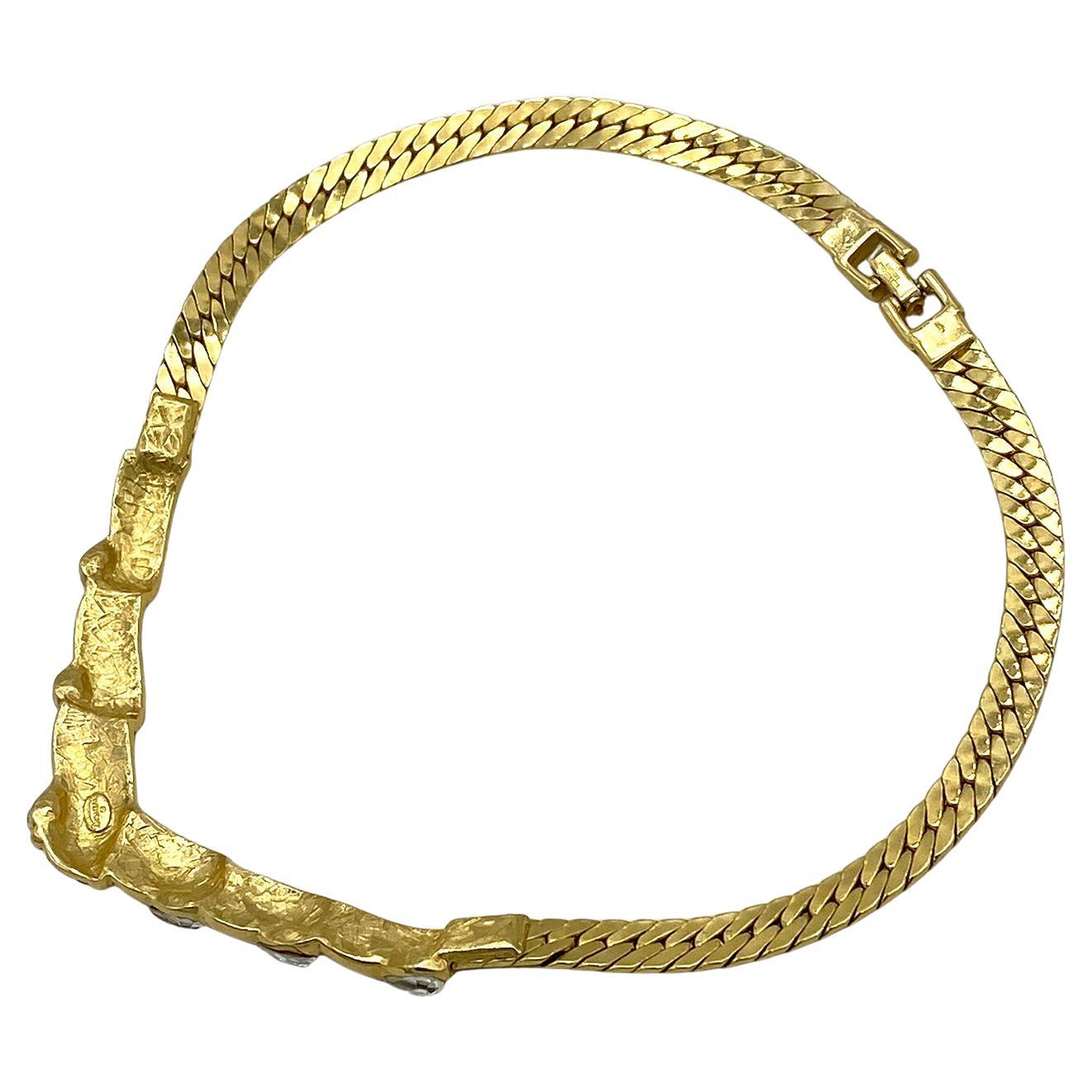 Vintage Givenchy Rhinestone on Gold-tone Necklace and Clips-on Earrings Set Pour hommes en vente