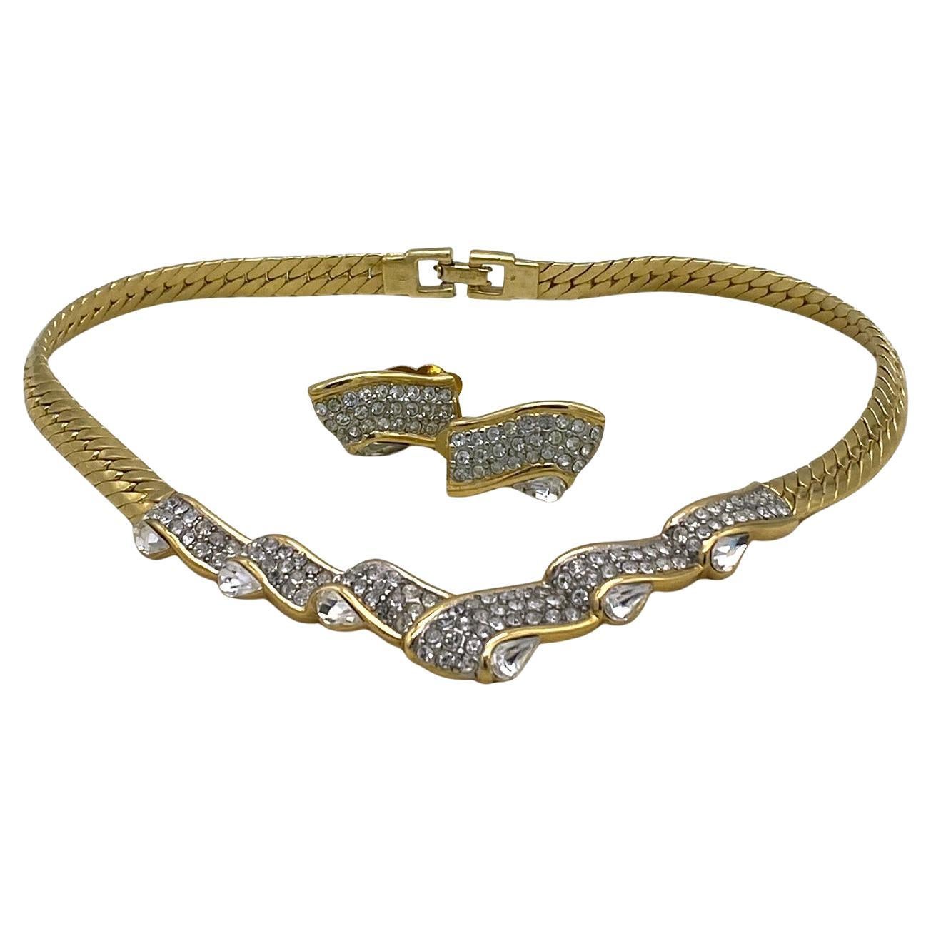 Vintage Givenchy Rhinestone on Gold-tone Necklace and Clips-on Earrings Set en vente