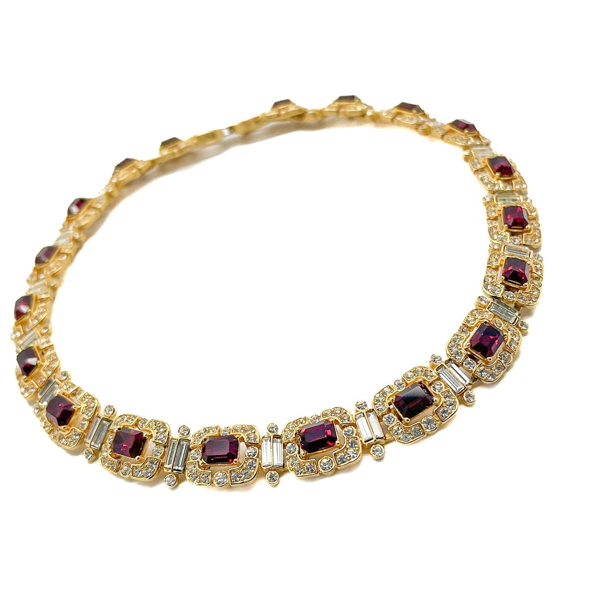 Givenchy, collier rivière vintage en cristal et rubis, années 1980 Unisexe en vente