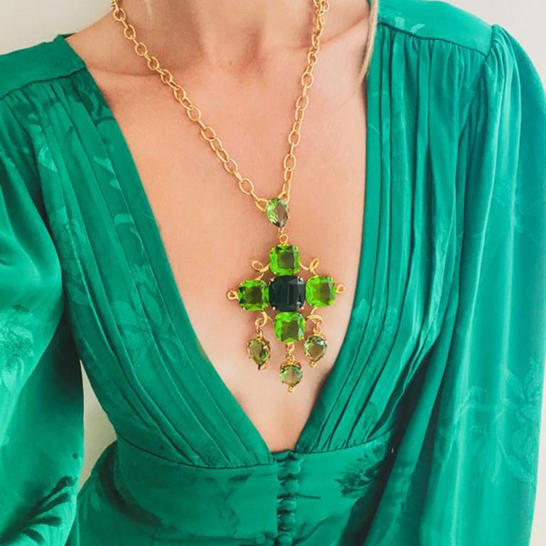 Vintage Givenchy Runway Gold & Fancy Cut Vivid Green Crystal Cascade Necklace In Good Condition For Sale In Wilmslow, GB