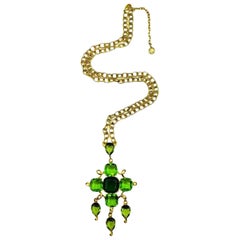 Vintage Givenchy Runway Gold
Fancy Cut Vivid Green Crystal Cascade Necklace Vintage Givenchy Runway Gold
Fancy Cut Vivid Green Crystal Cascade Necklace