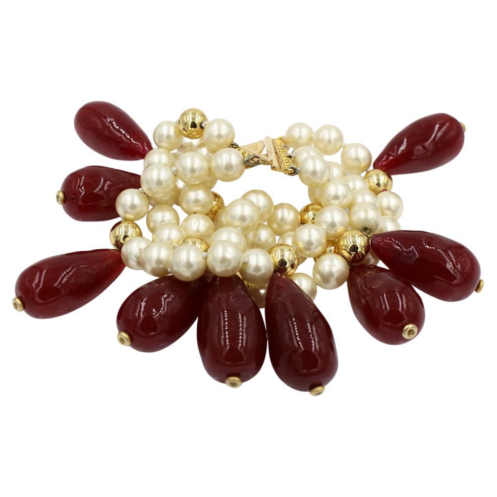 Vintage Givenchy  Gripoix en perles et poires pendantes Circa 1980 en vente