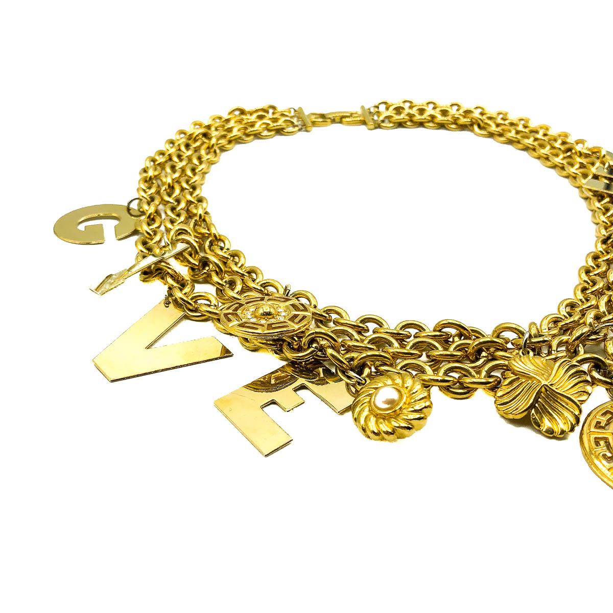 da uomo o donna Vintage Givenchy Standout Runway Letter Spell Out Charm Chain Collar 1980s in vendita