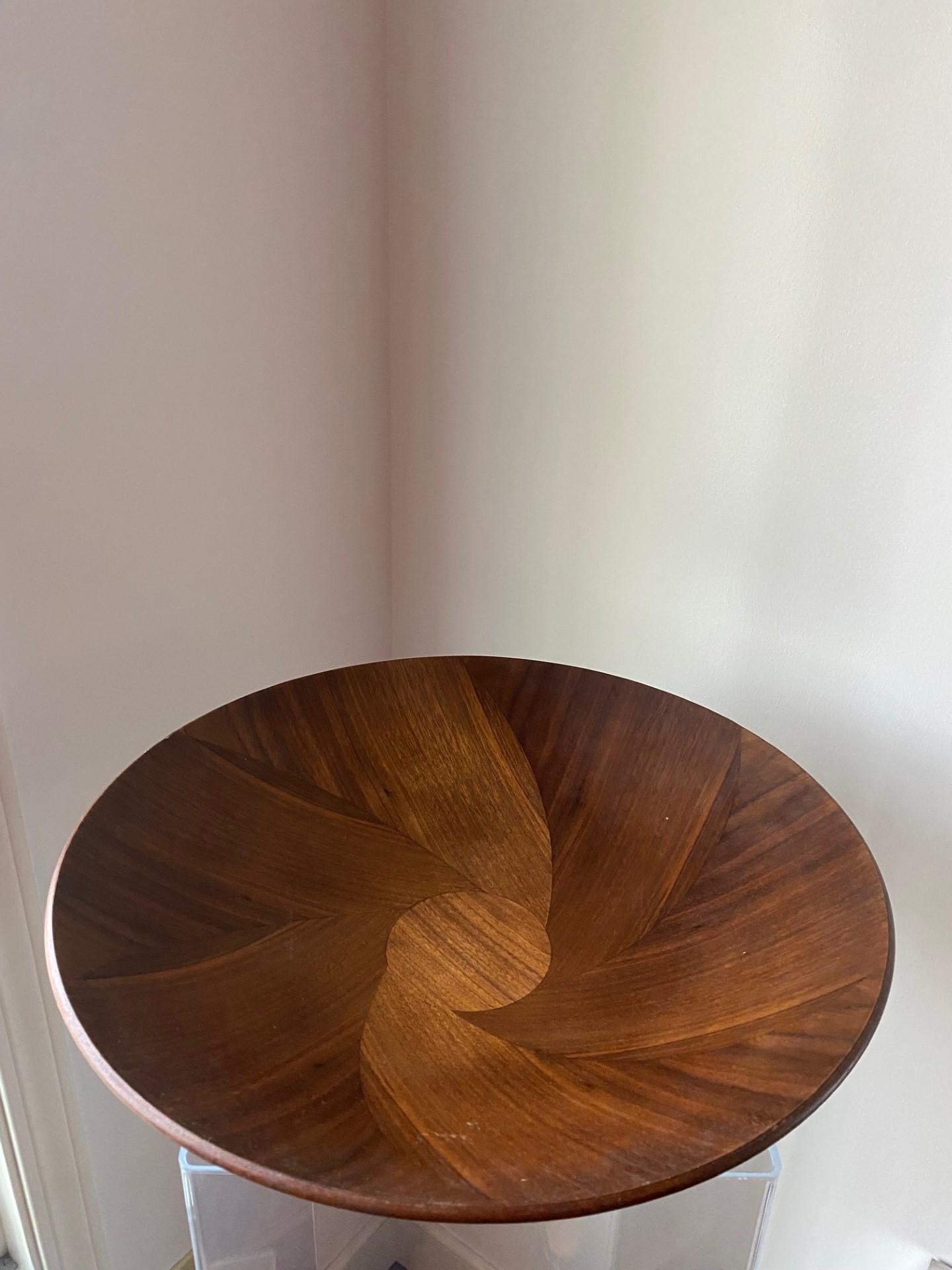 Mid-Century Modern Vintage Gladmark Midcentury Walnut Inlay Larger Wood Serving Bowl