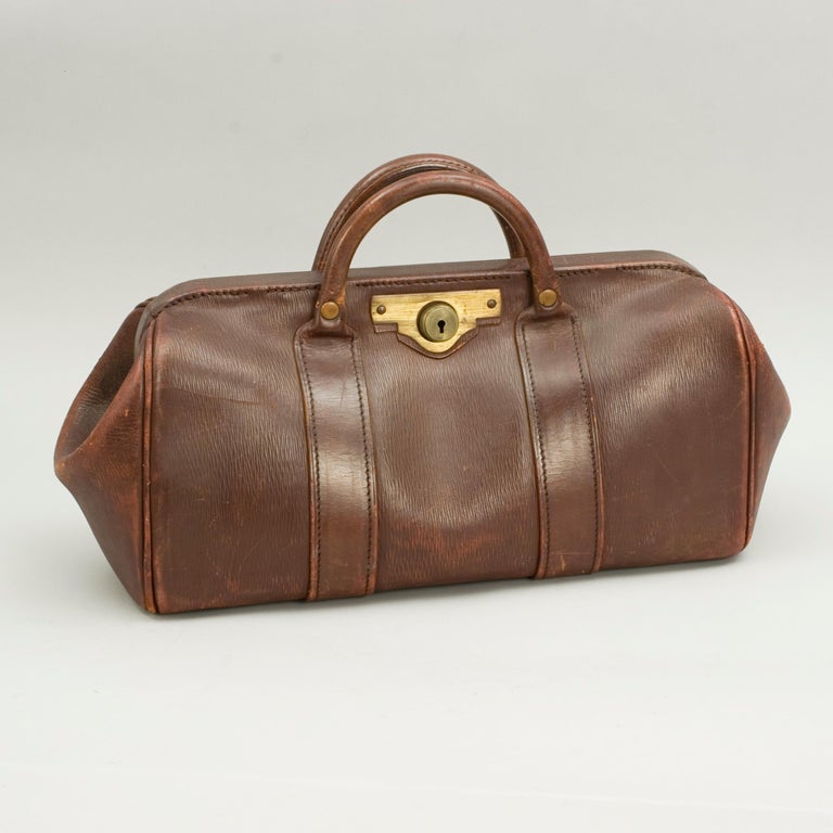 Antique French Leather Gladstone Bag, Leather Exterior and