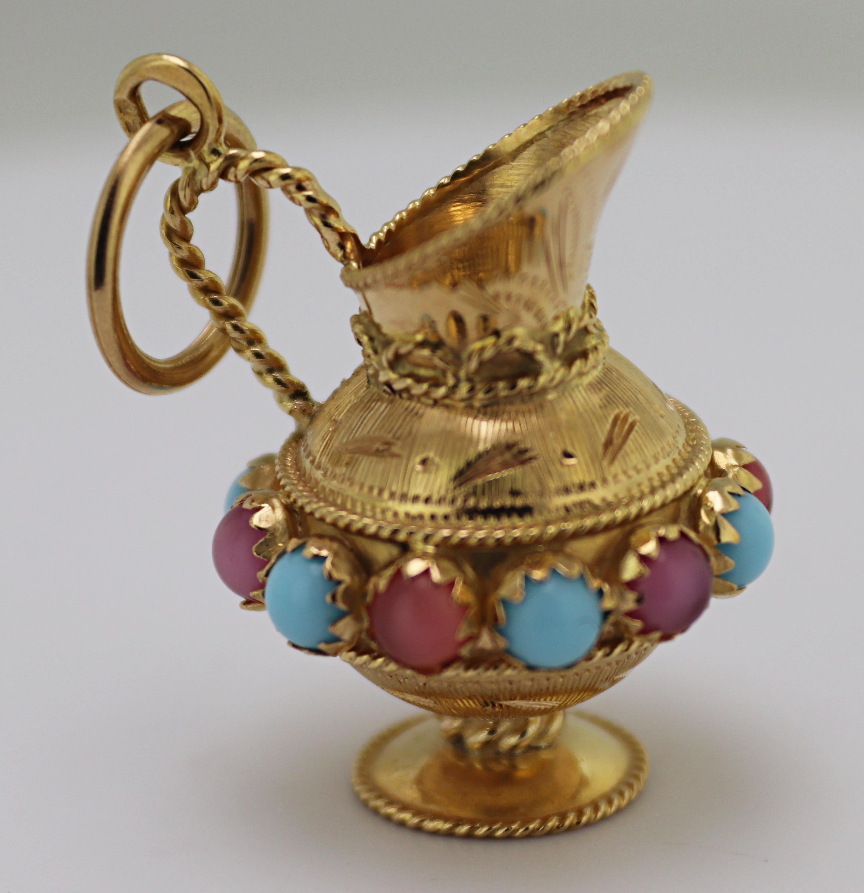 Vintage Glass 18K Yellow Gold Pitcher Fob / Pendant In Excellent Condition For Sale In Pleasant Hill, CA