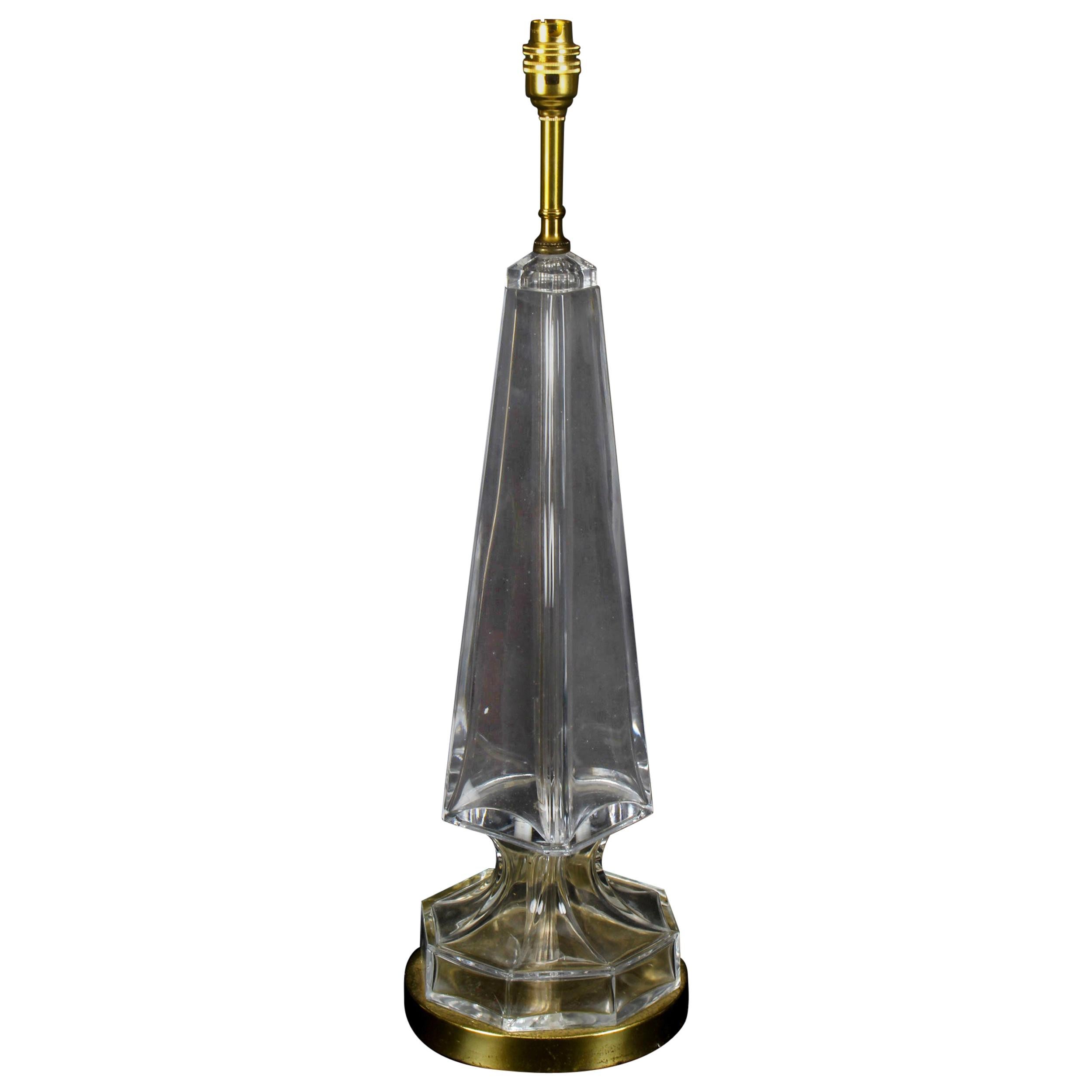 Vintage Glass and Brass Table Lamp of Obelisk Form, Mid-20th Century For Sale