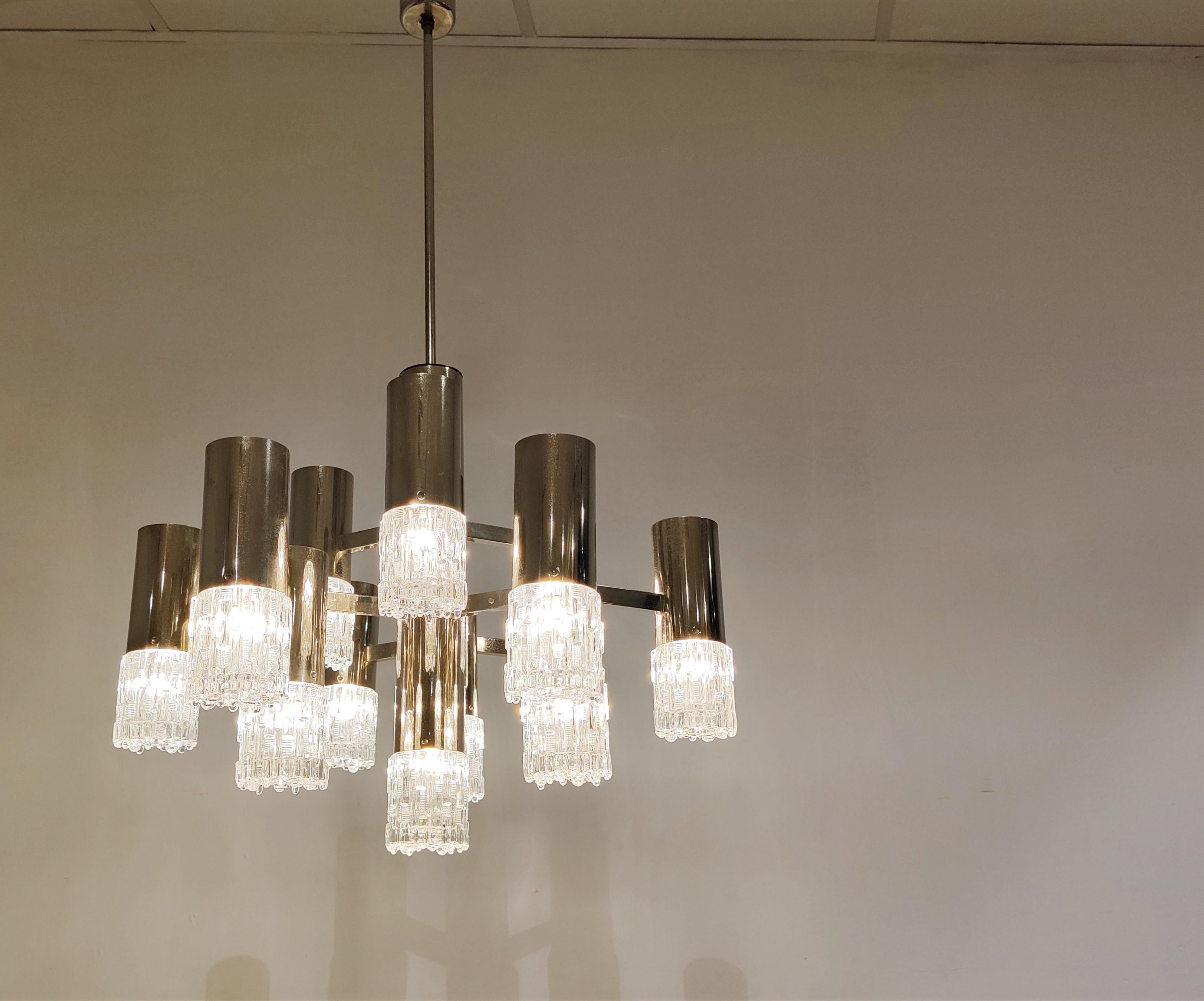 Vintage Glass and Chrome Chandelier by Gaetano Sciolari, 1970s In Good Condition In HEVERLEE, BE
