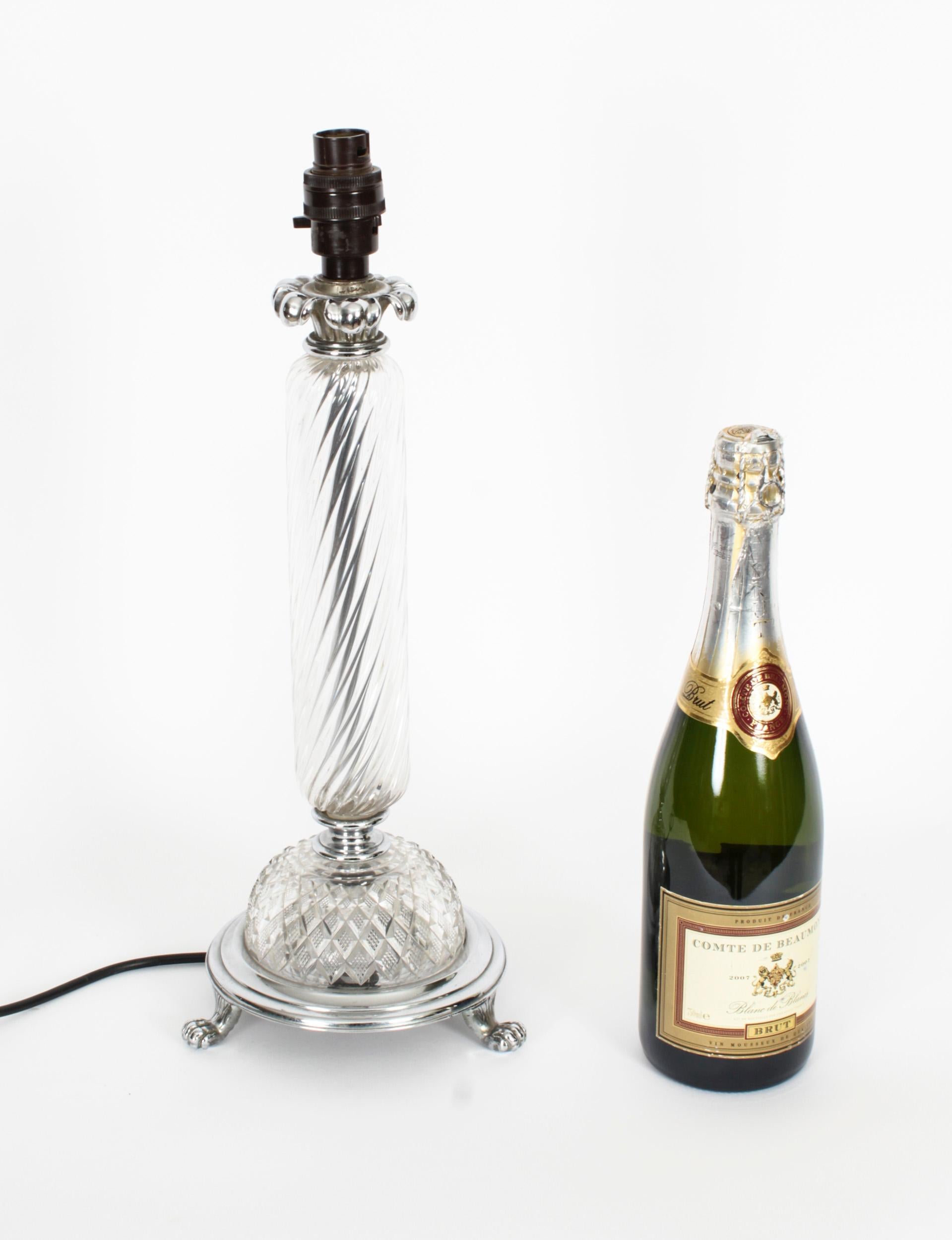 Lampe de table vintage en verre et argentée, milieu du 20e siècle en vente 3
