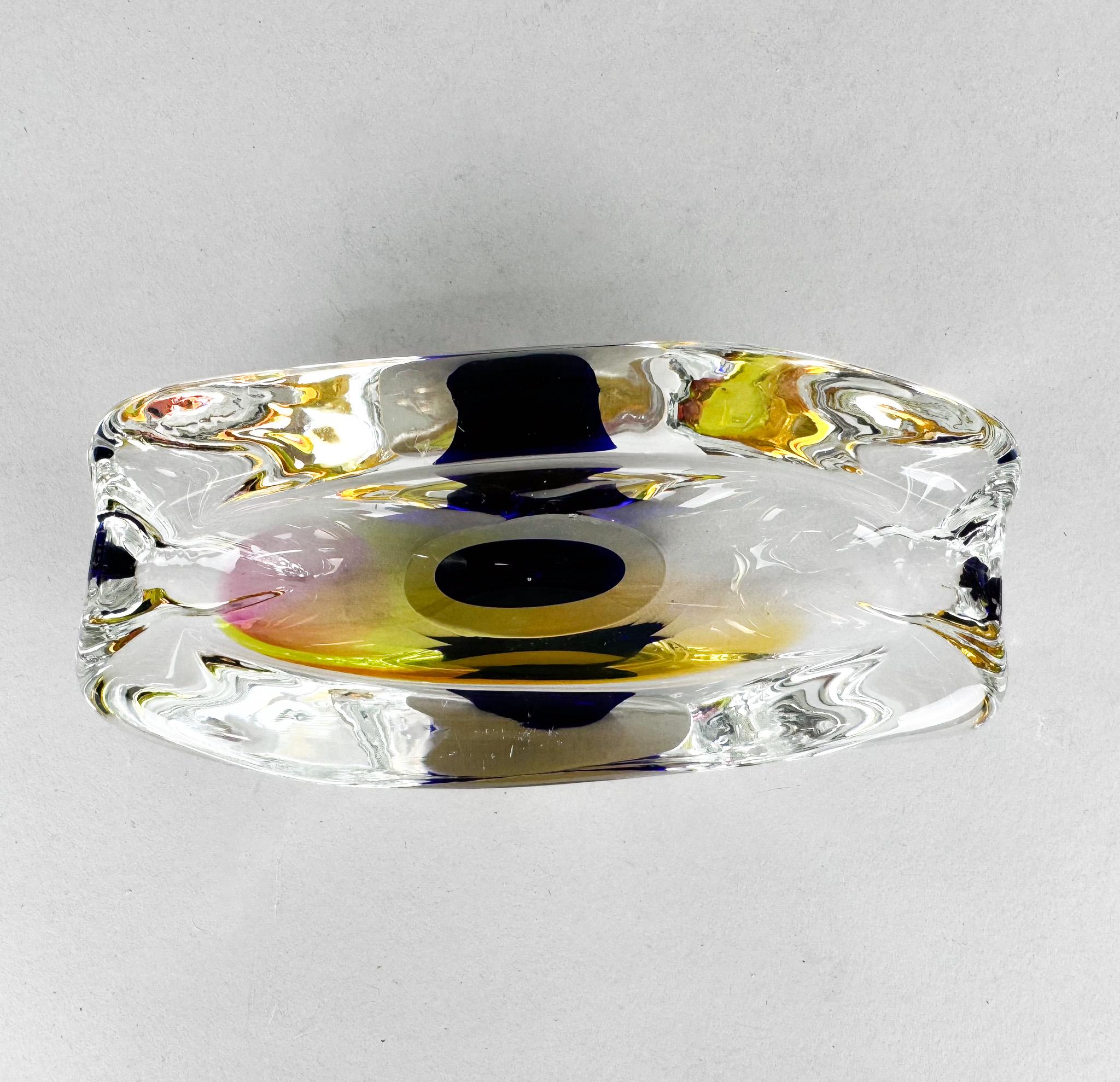 Cendrier de Josef Rozinek pour Novy Bor Glassworks, années 1960 Bon état - En vente à Praha, CZ