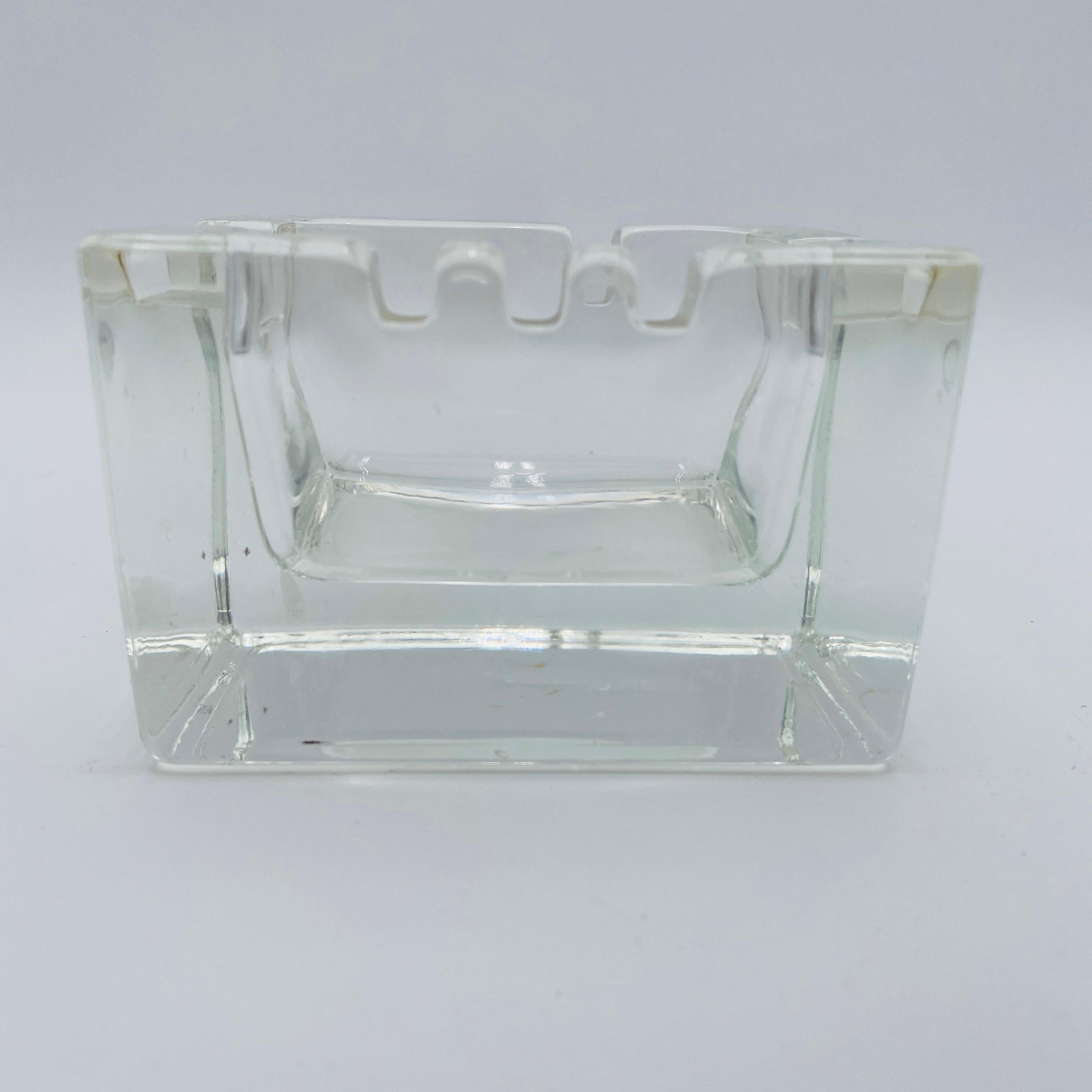 Cenicero de cristal vintage de Kaj Franck, Finlandia, años 60 Vidrio artístico en venta