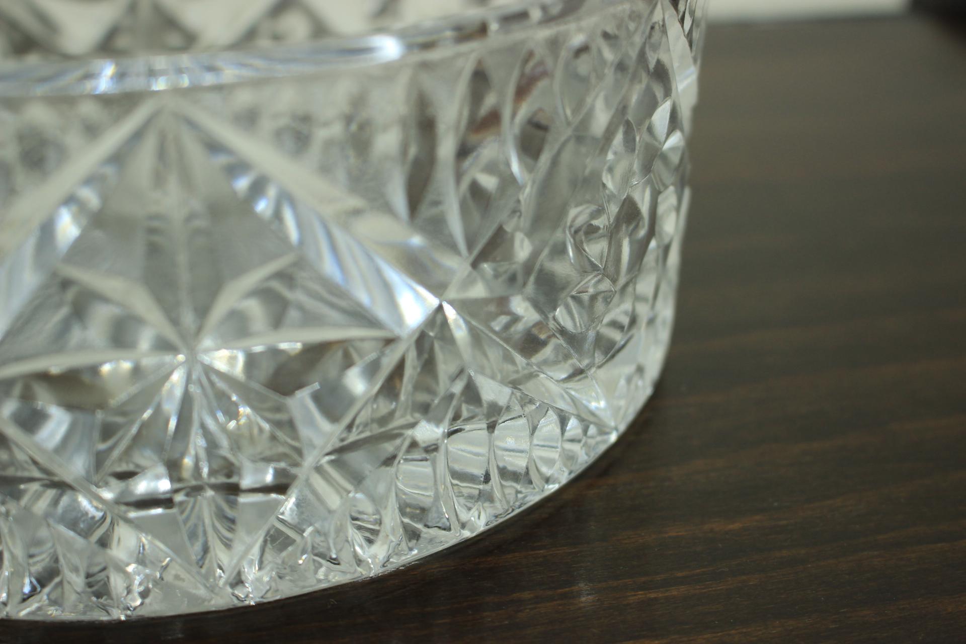 Mid-Century Modern Bol en verre vintage par Bohemia Glass, années 1970 en vente