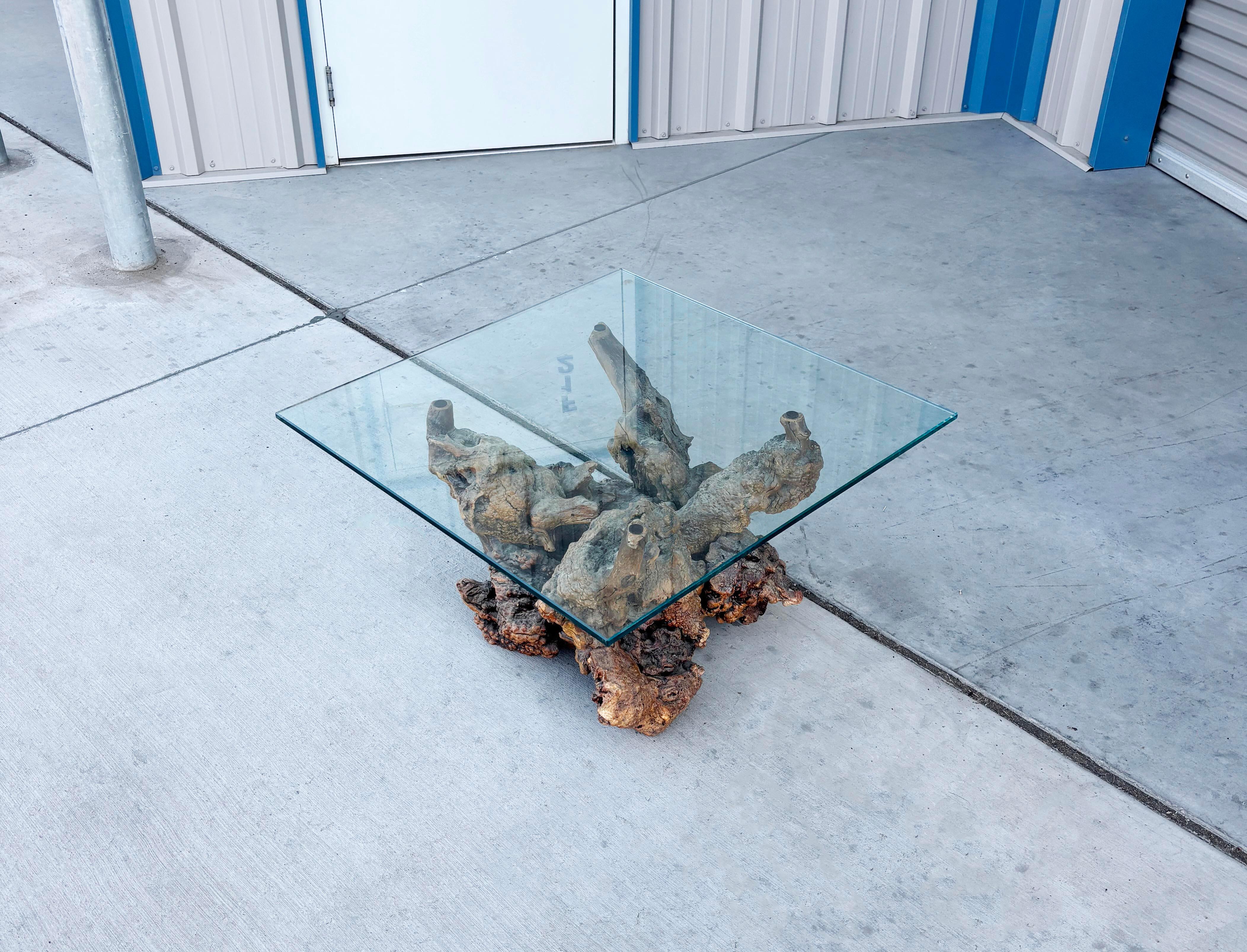 Milieu du XXe siècle Table d'appoint vintage en verre et bois de bouleau en vente