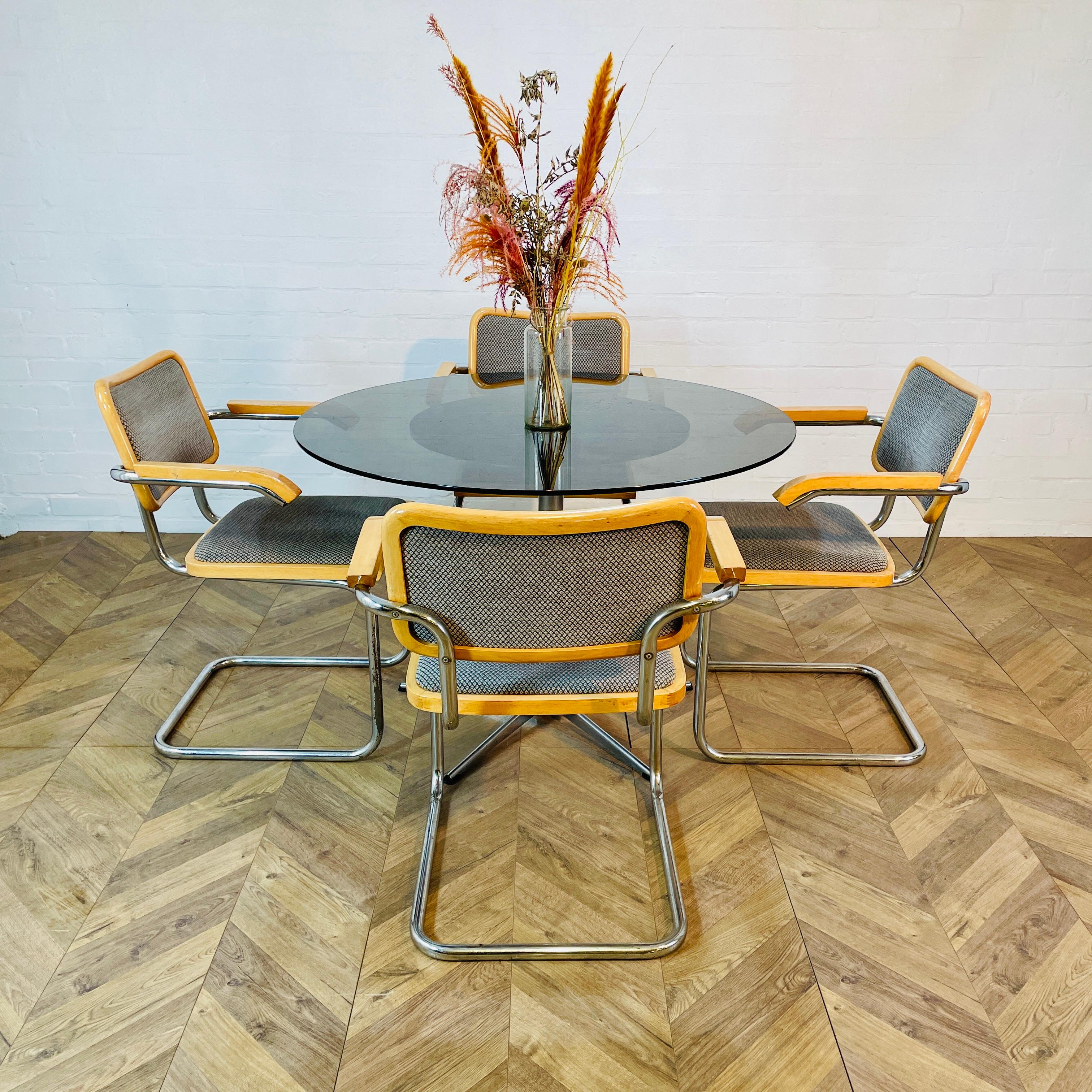 Table de salle à manger circulaire vintage en verre + ensemble de 4 fauteuils Cesca Marcel Breuer en vente 3