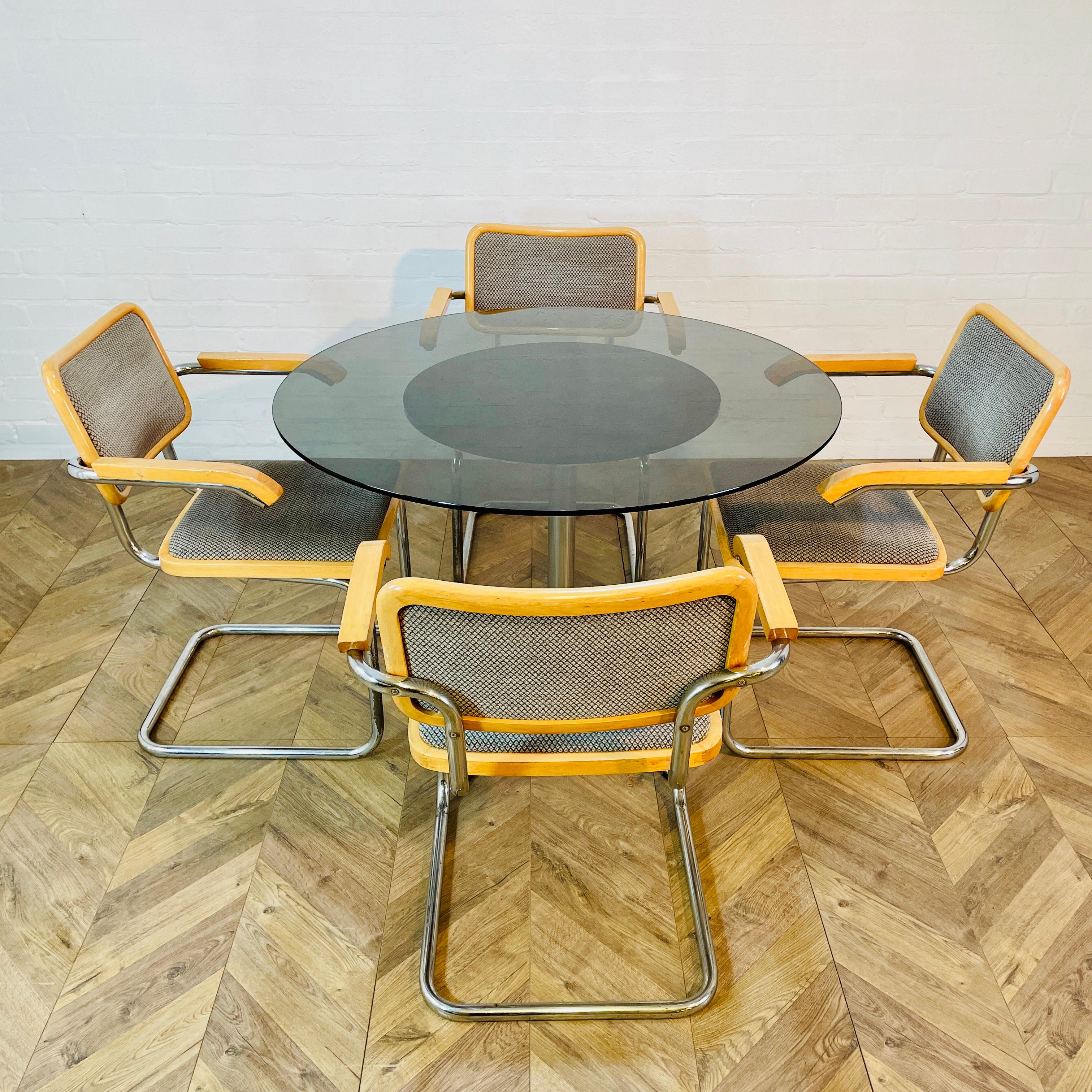 Fin du 20e siècle Table de salle à manger circulaire vintage en verre + ensemble de 4 fauteuils Cesca Marcel Breuer en vente
