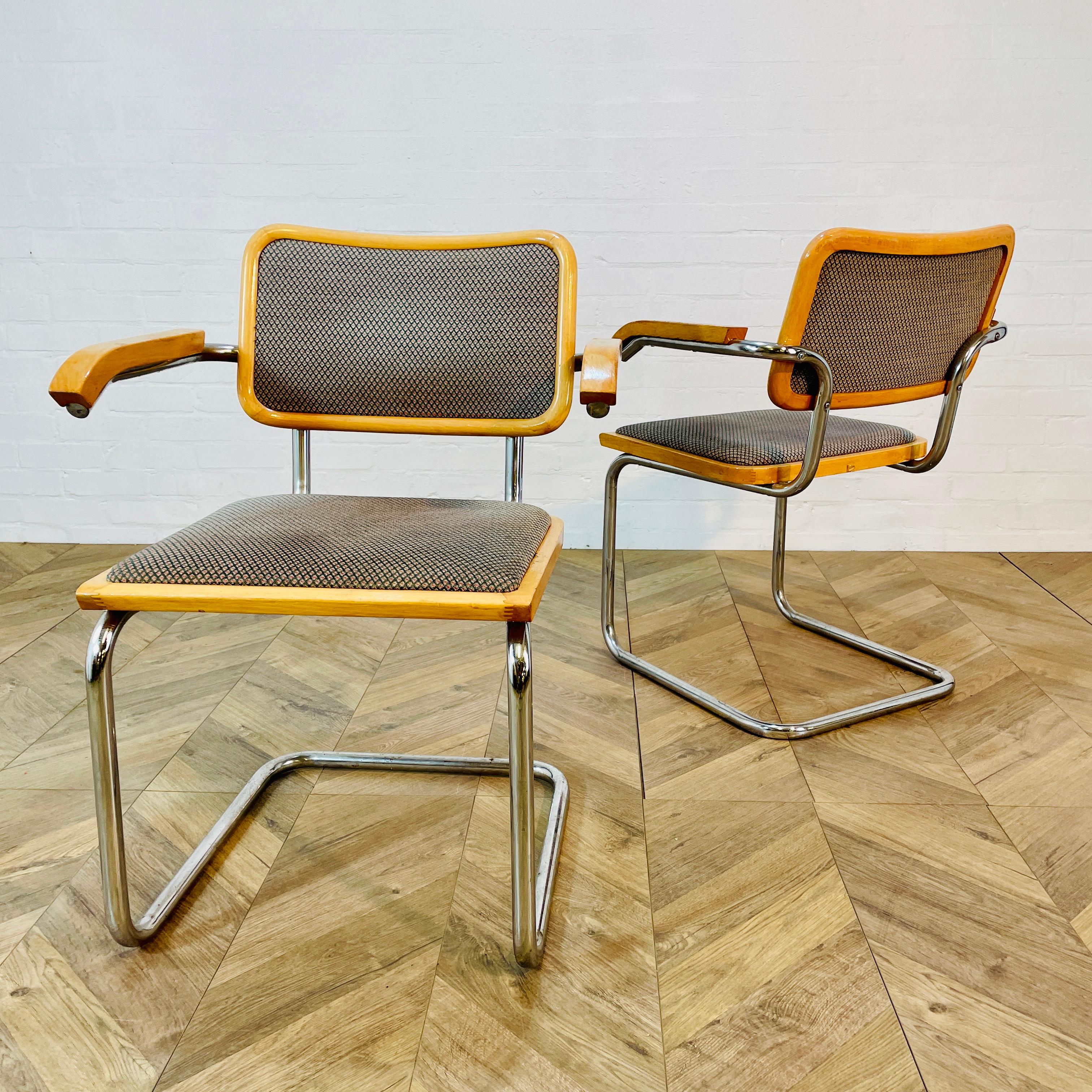 Verre fumé Table de salle à manger circulaire vintage en verre + ensemble de 4 fauteuils Cesca Marcel Breuer en vente