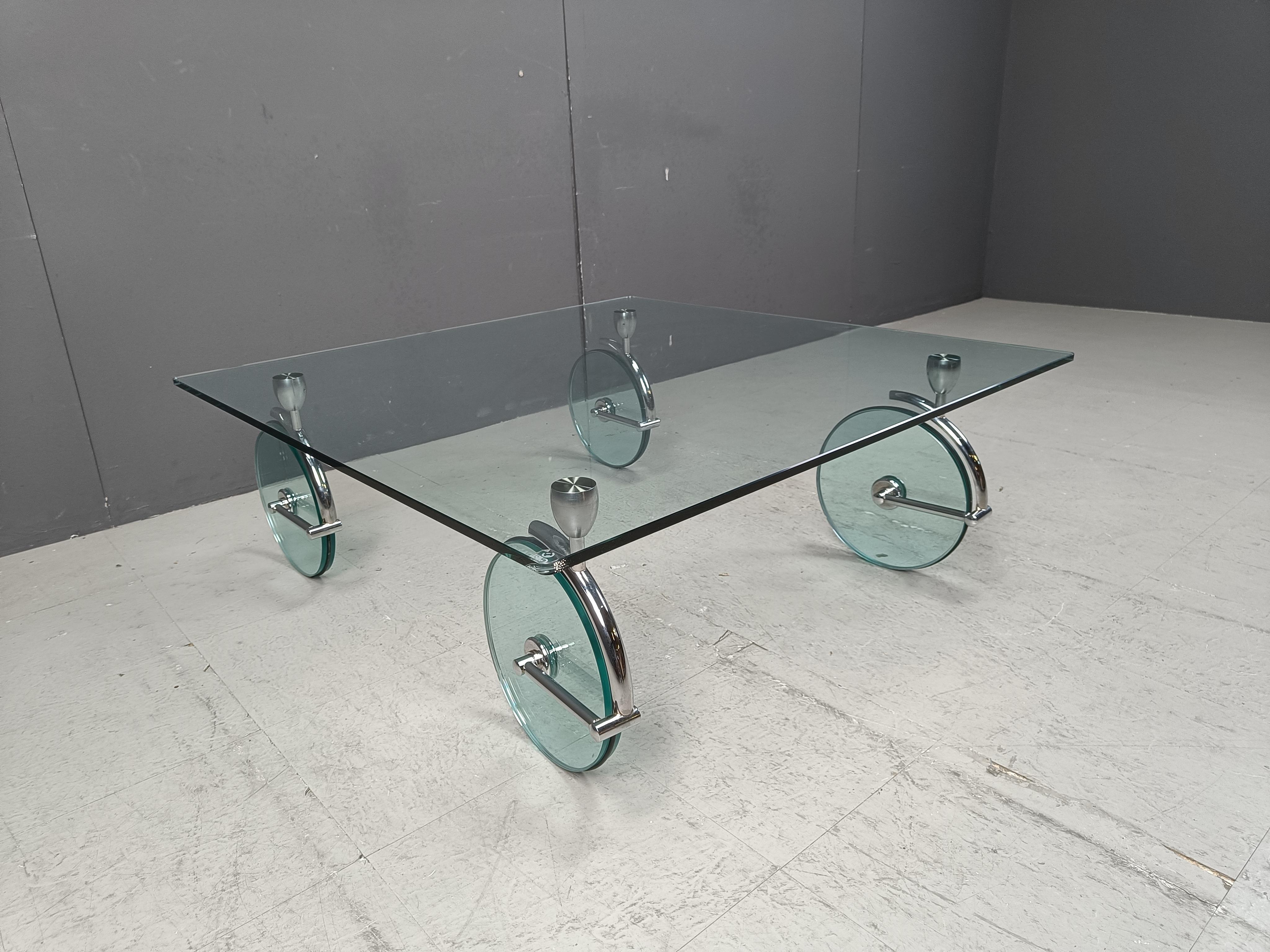 Tavolino in vetro vintage su ruote, anni '80 - Italia in vendita 2