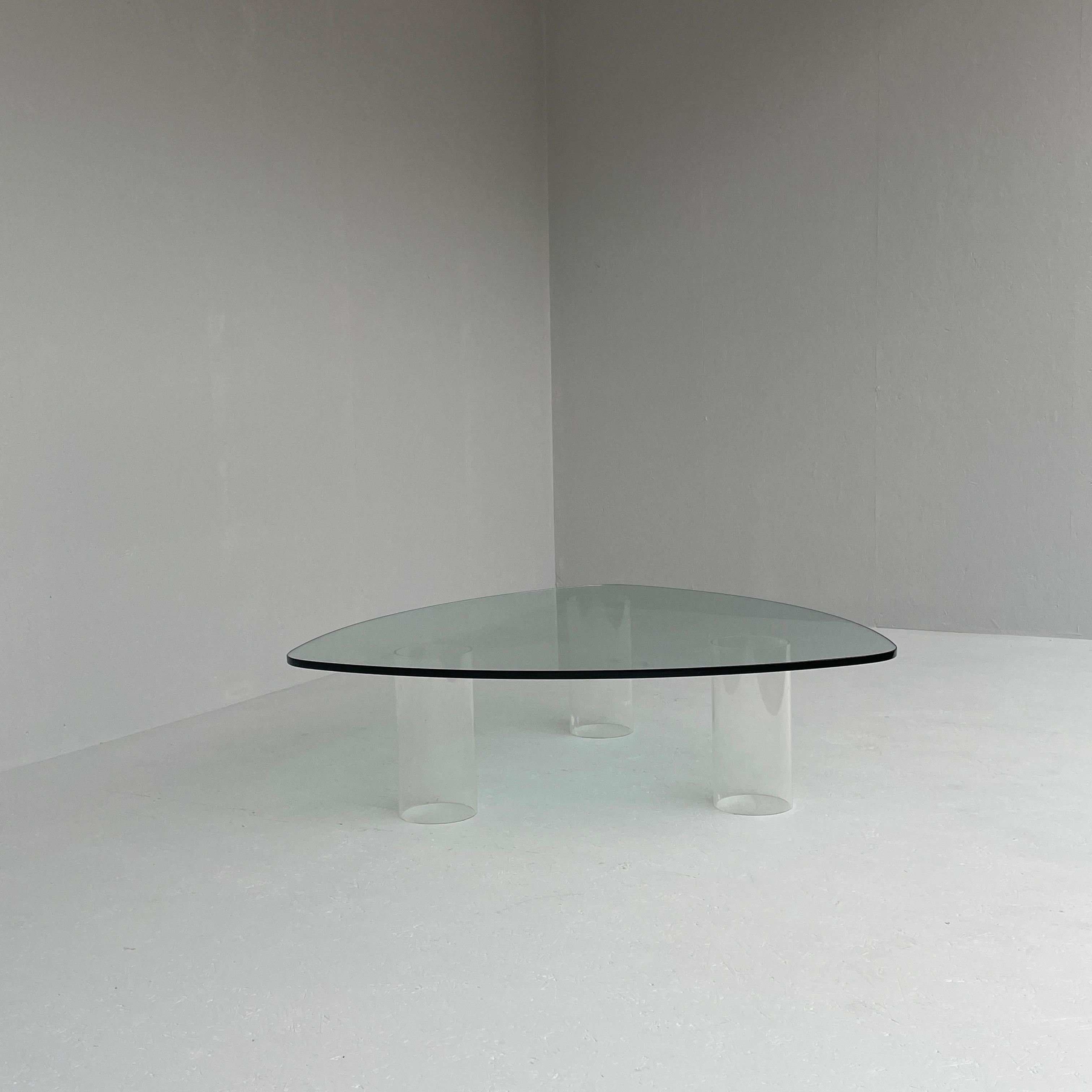 Vintage Glass Coffee Table with Plastic Legs In Fair Condition For Sale In Antwerpen, BE