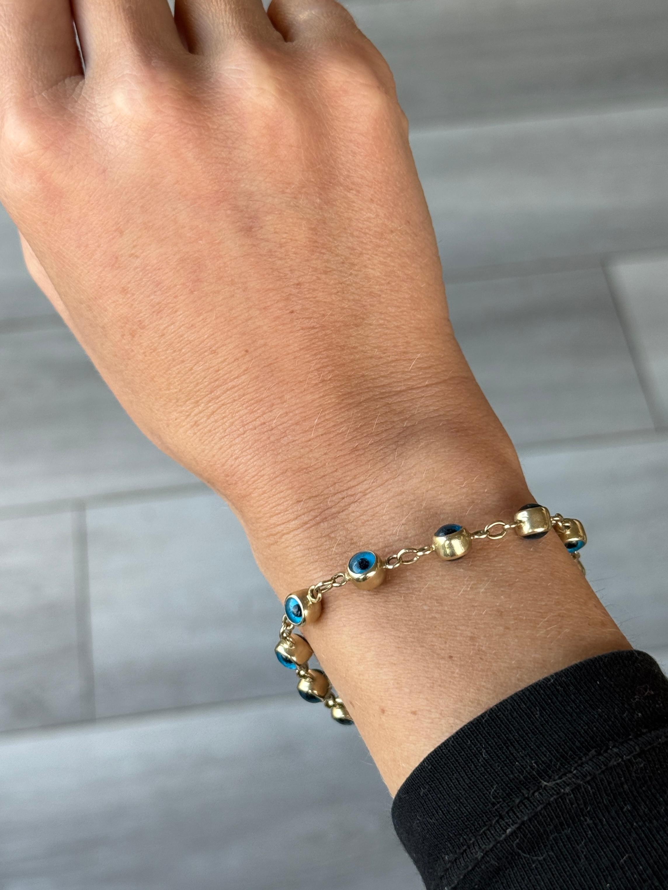 Pulsera vintage de cristal con mal de ojo y oro de 14 quilates en venta 1