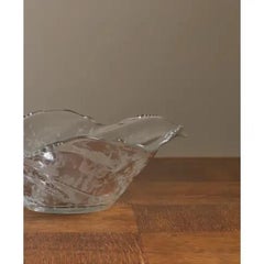 Schale mit Blumen aus Glas