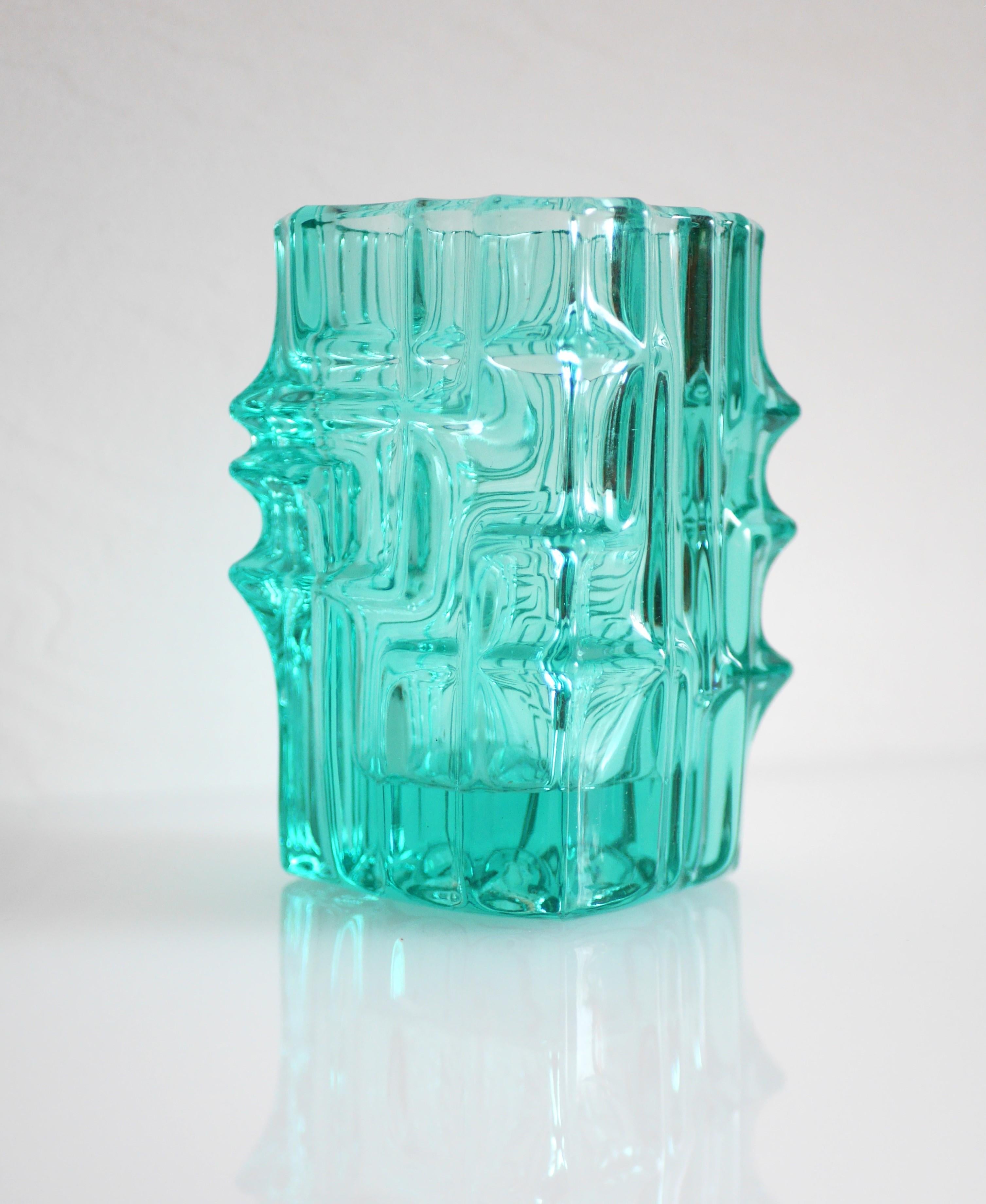 Mid-Century Modern Vase en verre vintage, connu sous le nom d'« Abstract » par Sklo Union, République tchèque