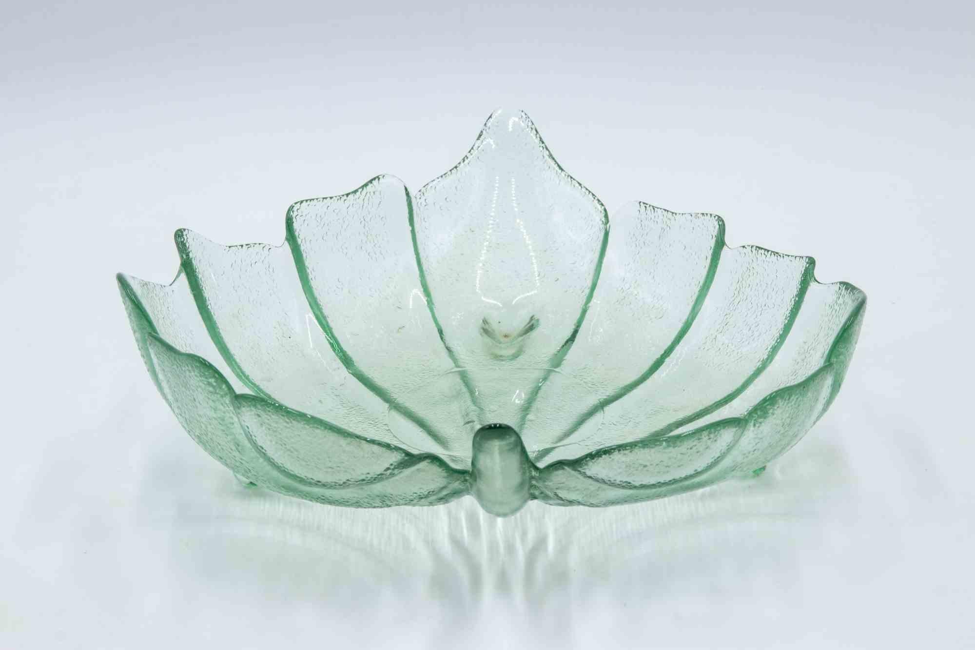 Vintage Glass Leaf Shaped Container realisiert in Italien in den 1970er Jahren.

Ausgezeichneter Zustand.
